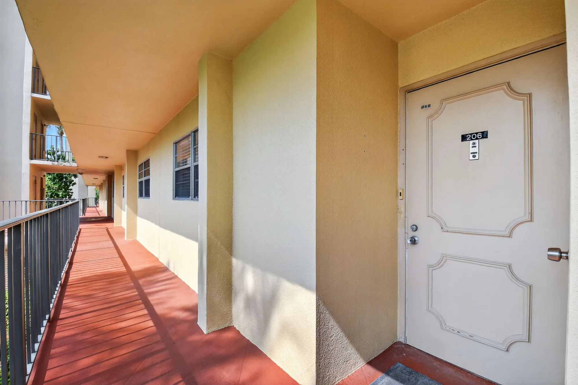 Property Slideshow image 35 of 46 | 3810 via poinciana apt 206, Lake Worth, FL, 33467
