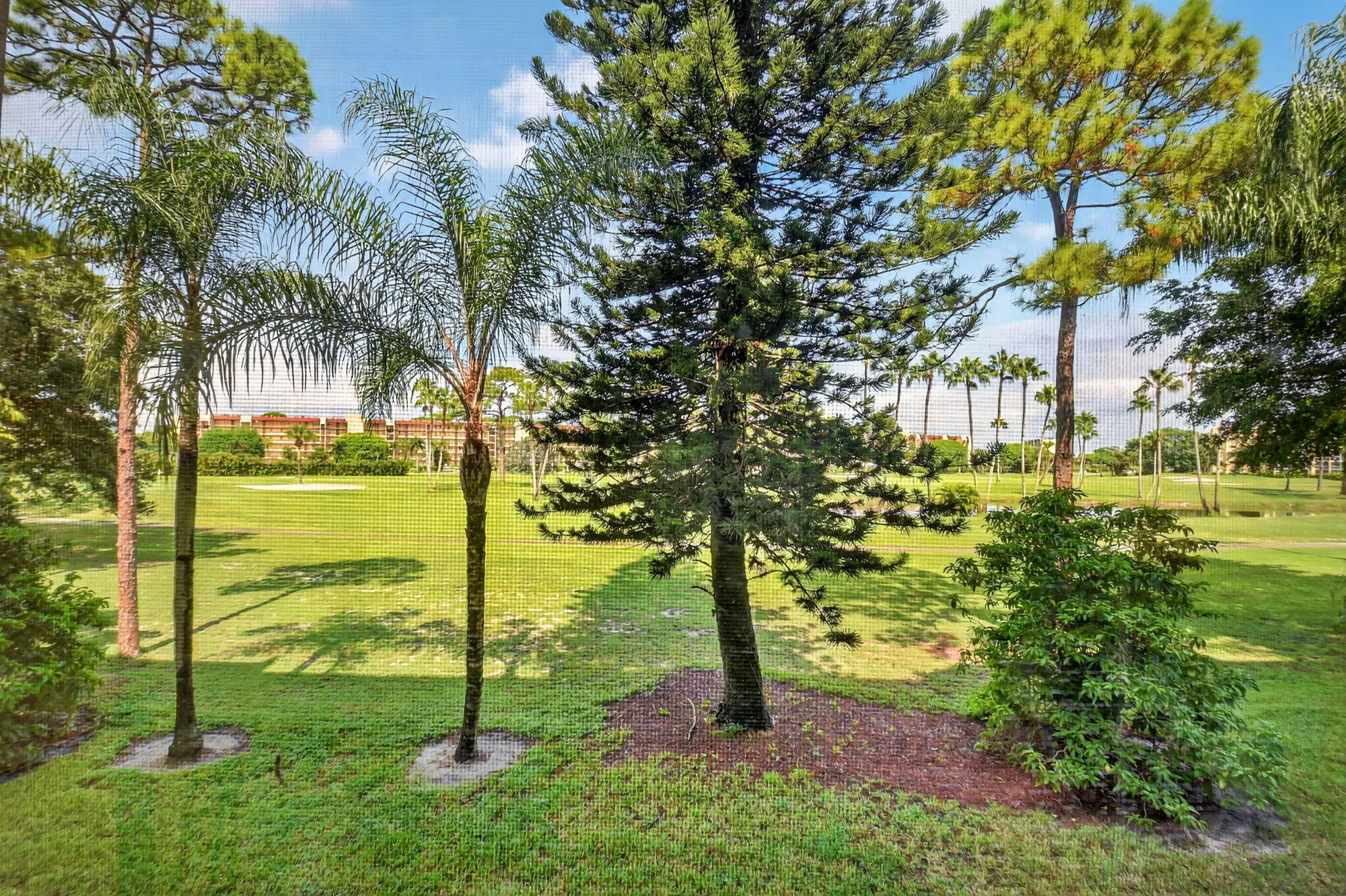 Property Slideshow image 18 of 46 | 3810 via poinciana apt 206, Lake Worth, FL, 33467