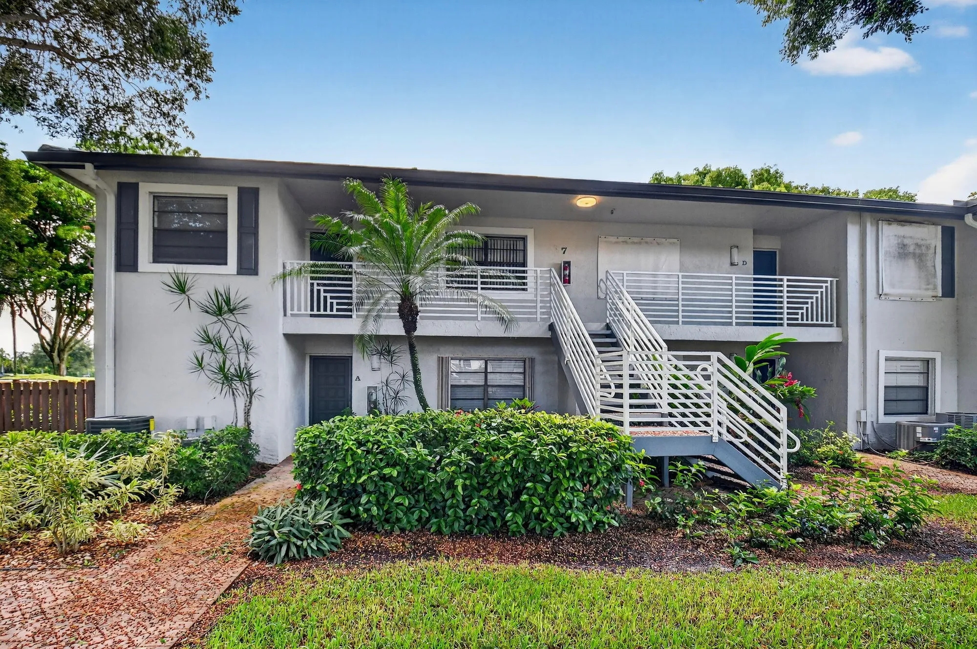 Property Slideshow image 1 of 72 | 7 southport ln b, Boynton Beach, FL, 33436