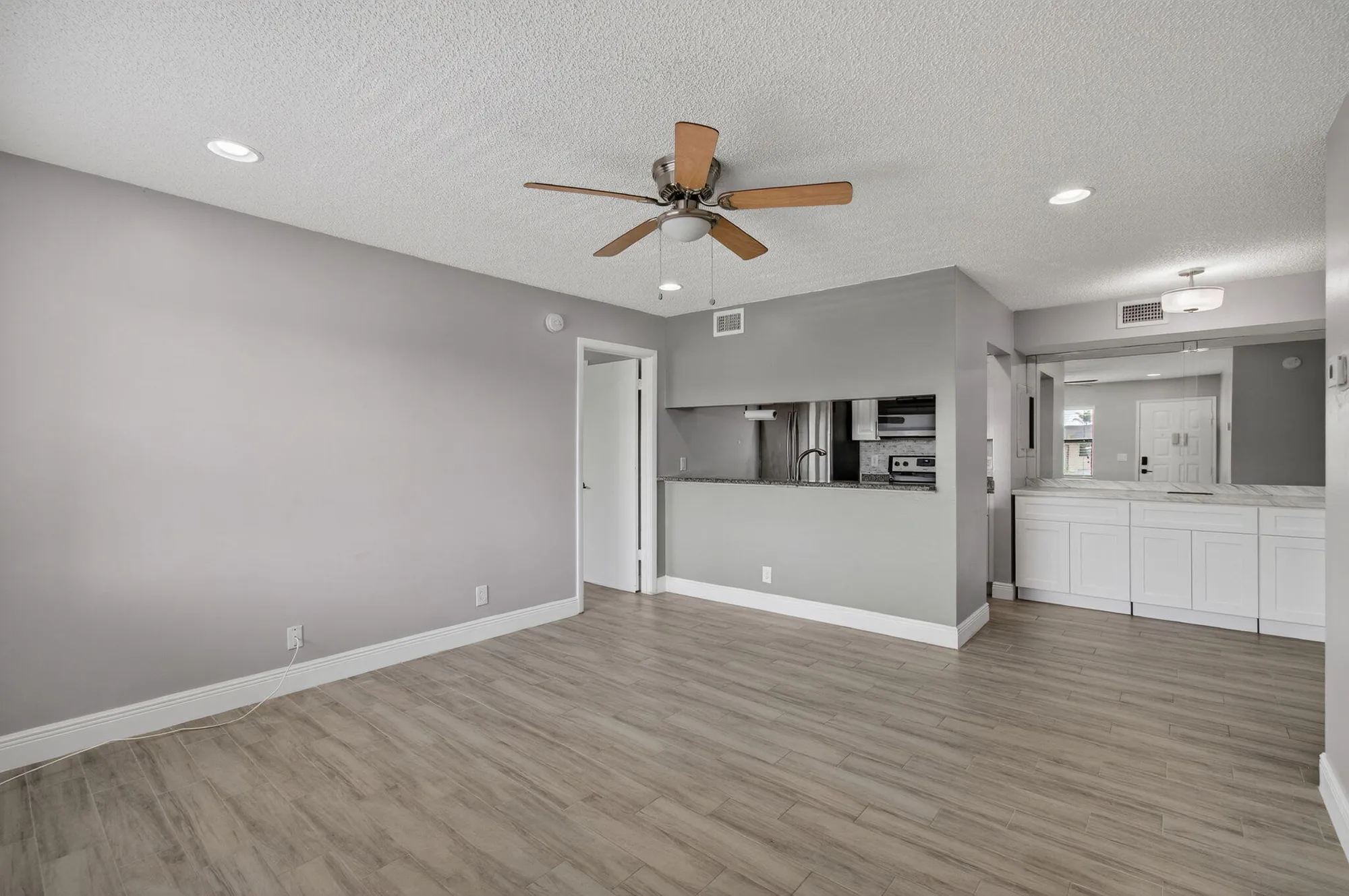 Property Slideshow image 4 of 46 | 7125 golf colony ct apt 202, Lake Worth, FL, 33467
