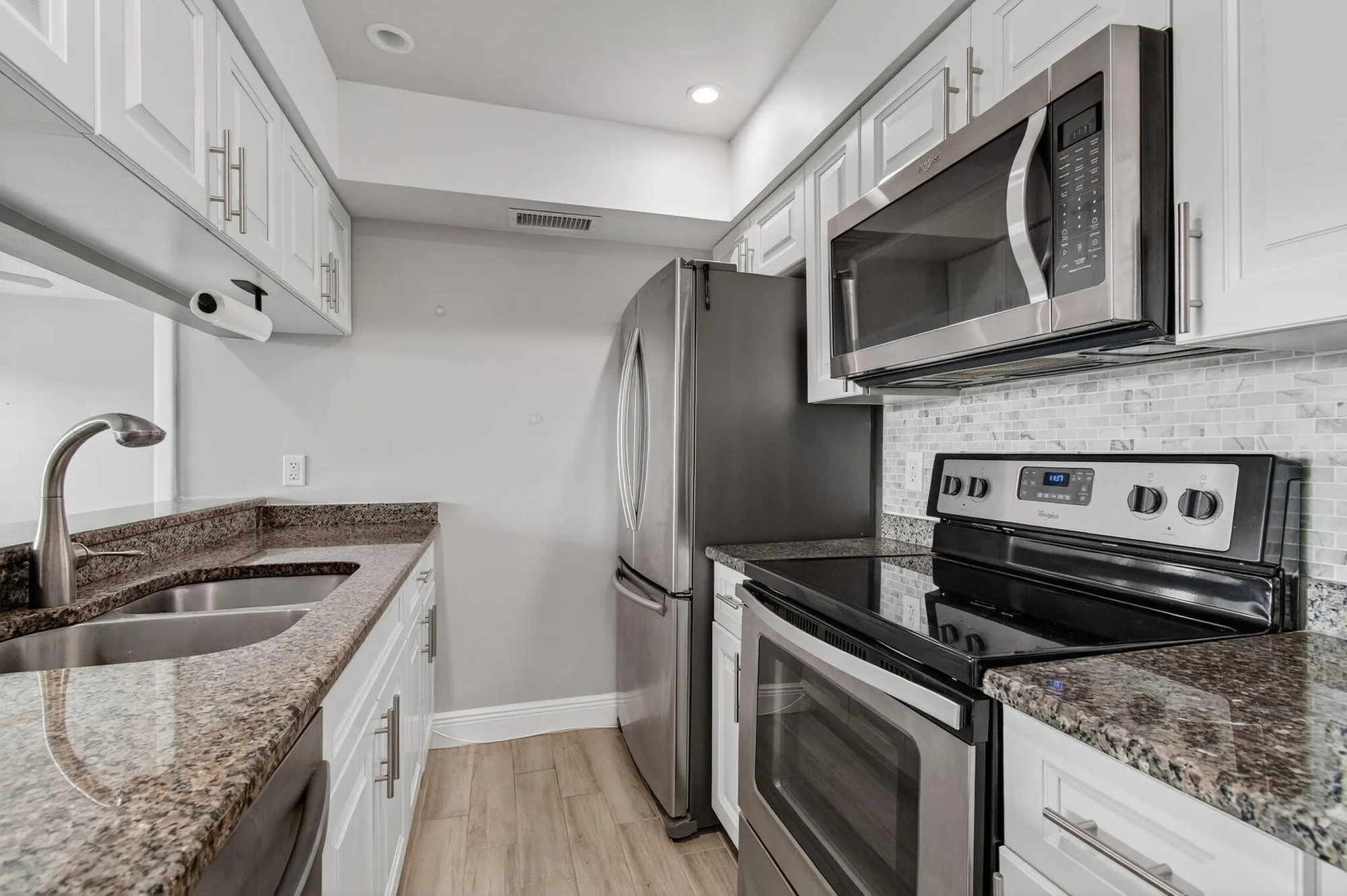 Property Slideshow image 11 of 46 | 7125 golf colony ct apt 202, Lake Worth, FL, 33467