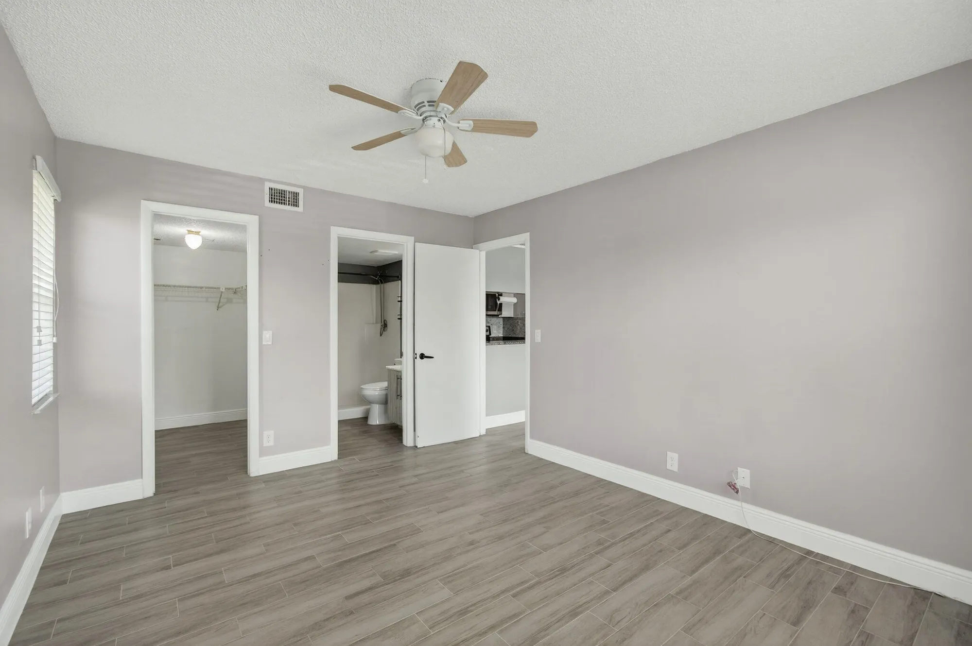 Property Slideshow image 22 of 46 | 7125 golf colony ct apt 202, Lake Worth, FL, 33467