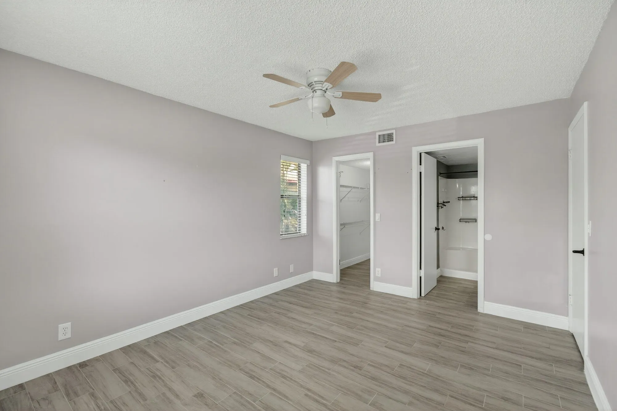 Property Slideshow image 21 of 46 | 7125 golf colony ct apt 202, Lake Worth, FL, 33467