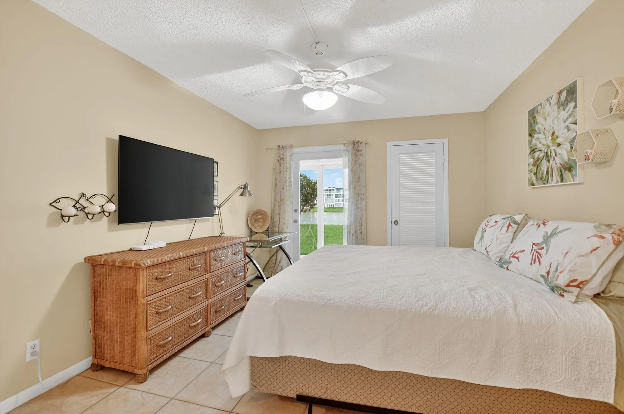 Property Slideshow image 3 of 44 | 1049 wolverton c, Boca Raton, FL, 33434