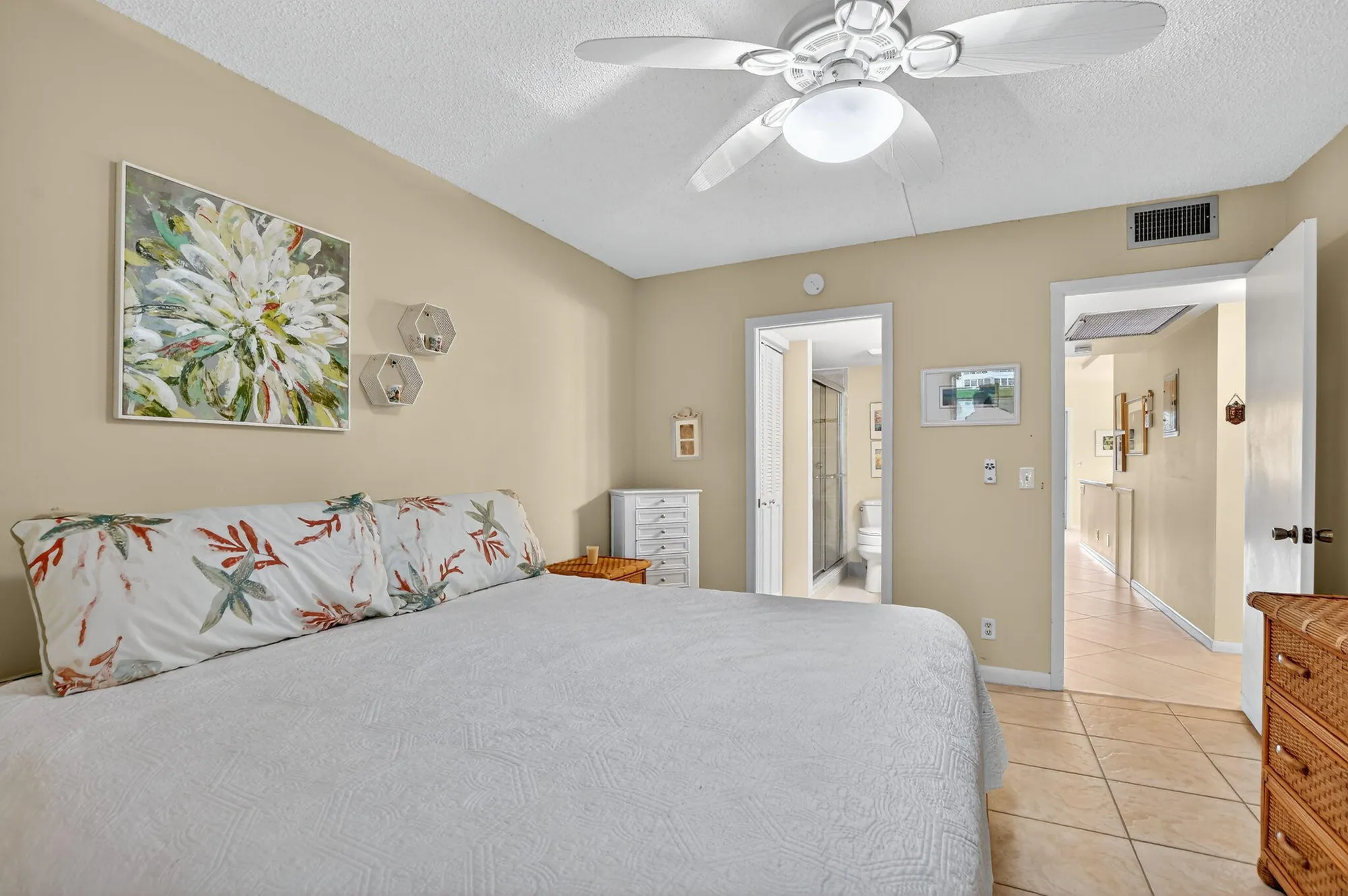 Property Slideshow image 14 of 44 | 1049 wolverton c, Boca Raton, FL, 33434