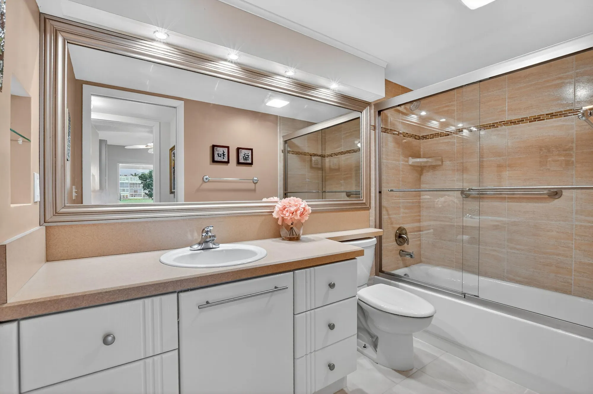 Property Slideshow image 19 of 44 | 1049 wolverton c, Boca Raton, FL, 33434