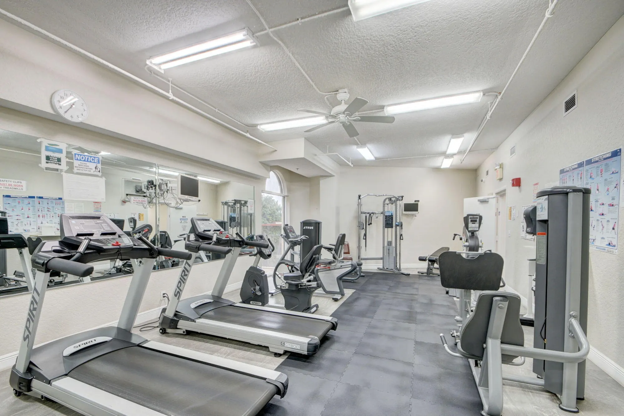 Property Slideshow image 39 of 46 | 3810 via poinciana apt 206, Lake Worth, FL, 33467