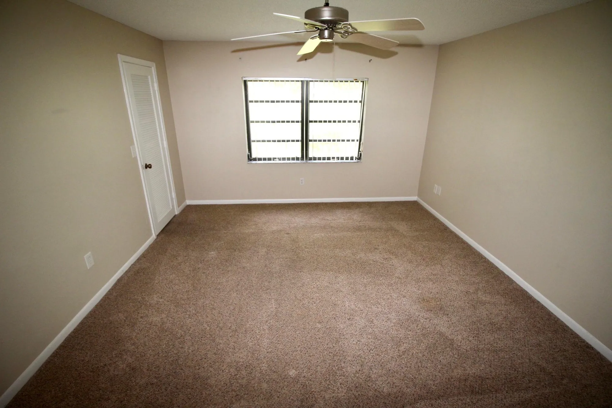 Property Slideshow image 9 of 21 | 21766 cypress dr apt 20a, Boca Raton, FL, 33433