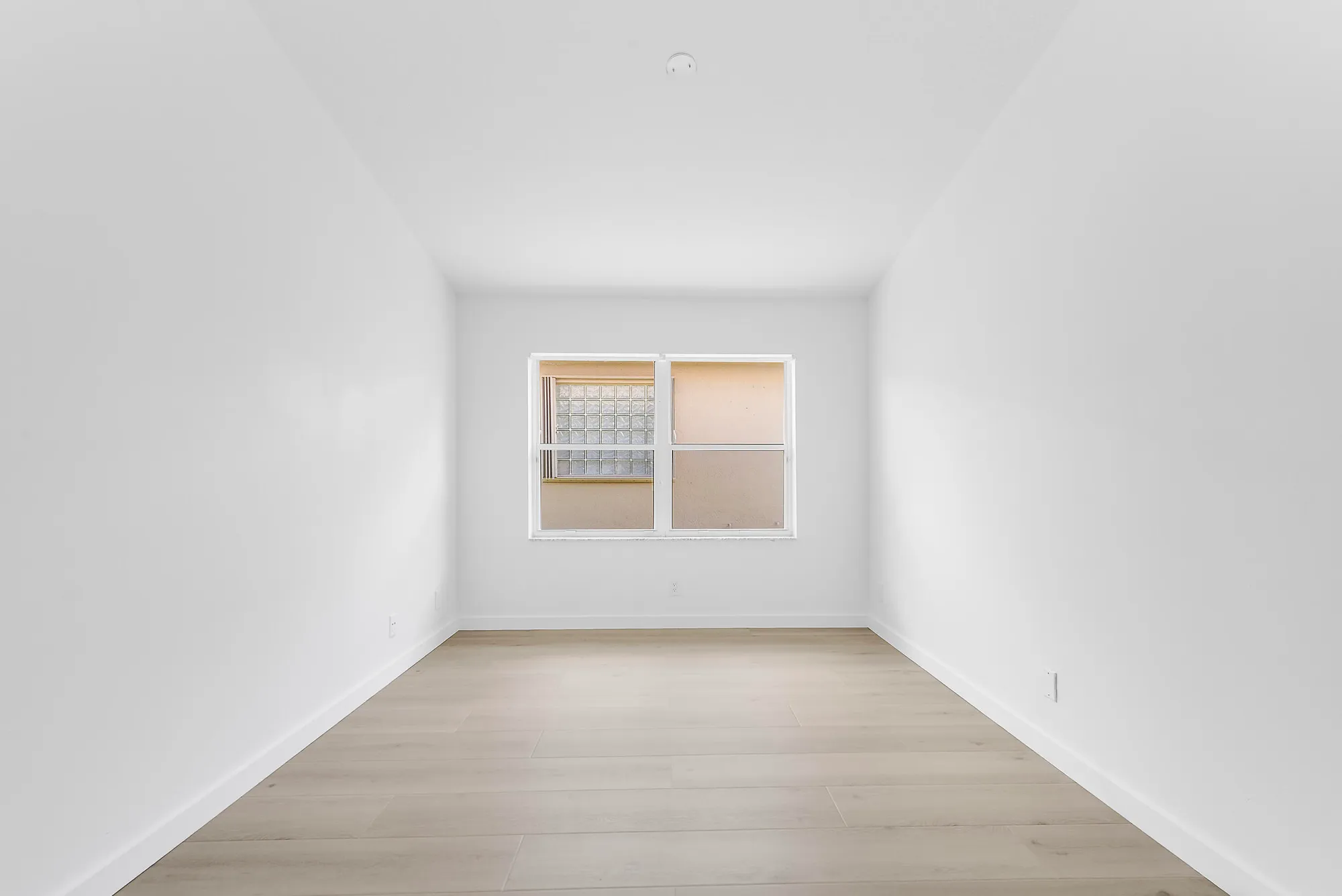 Property Slideshow image 21 of 43 | 5849 royal isles blvd, Boynton Beach, FL, 33437