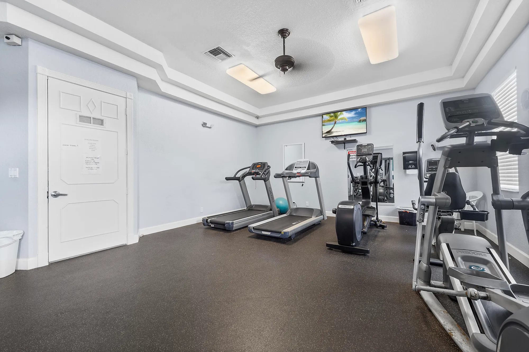 Property Slideshow image 40 of 43 | 5849 royal isles blvd, Boynton Beach, FL, 33437