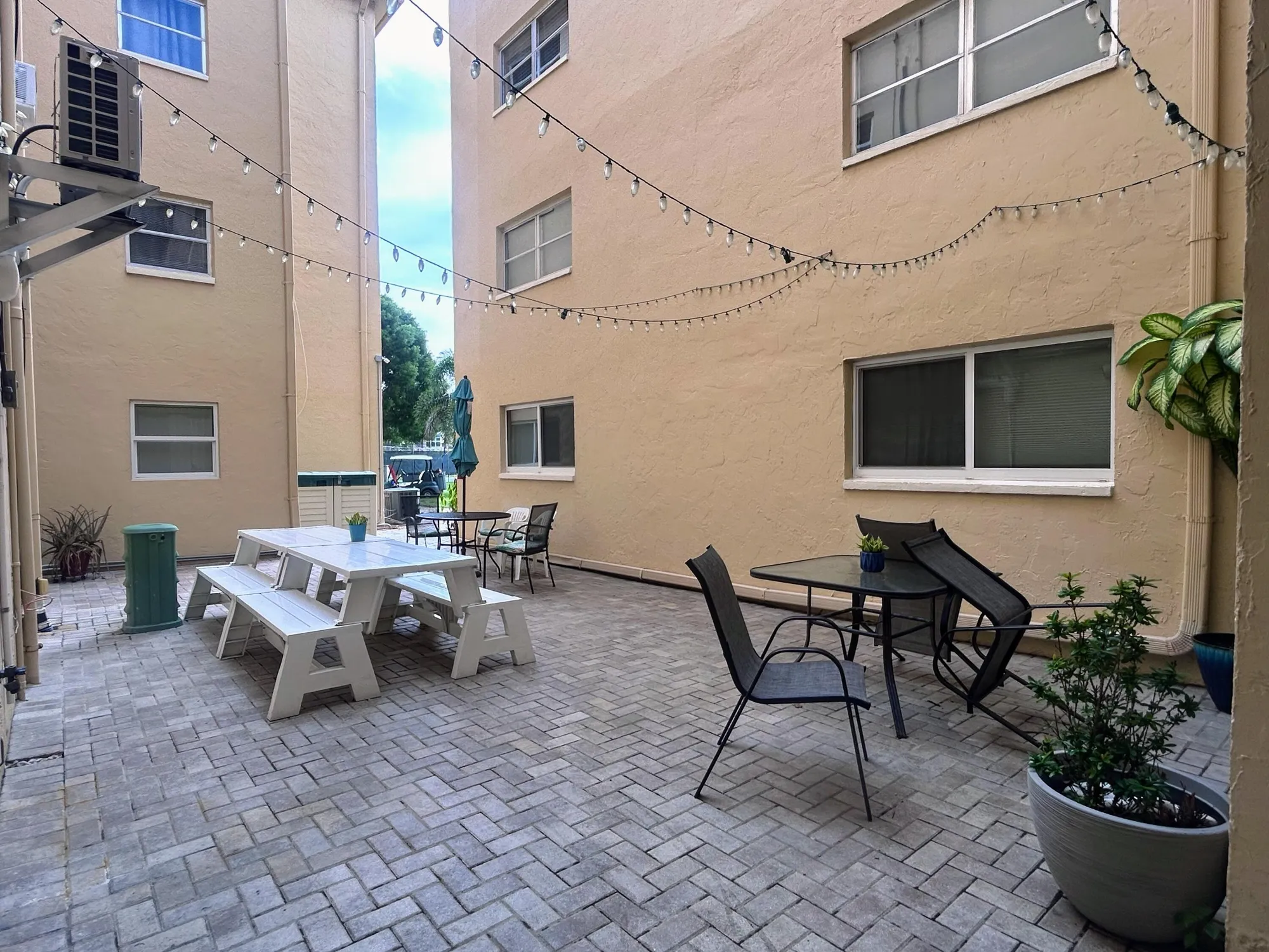 Property Slideshow image 39 of 46 | 2520 ne 1st ct apt 408, Boynton Beach, FL, 33435