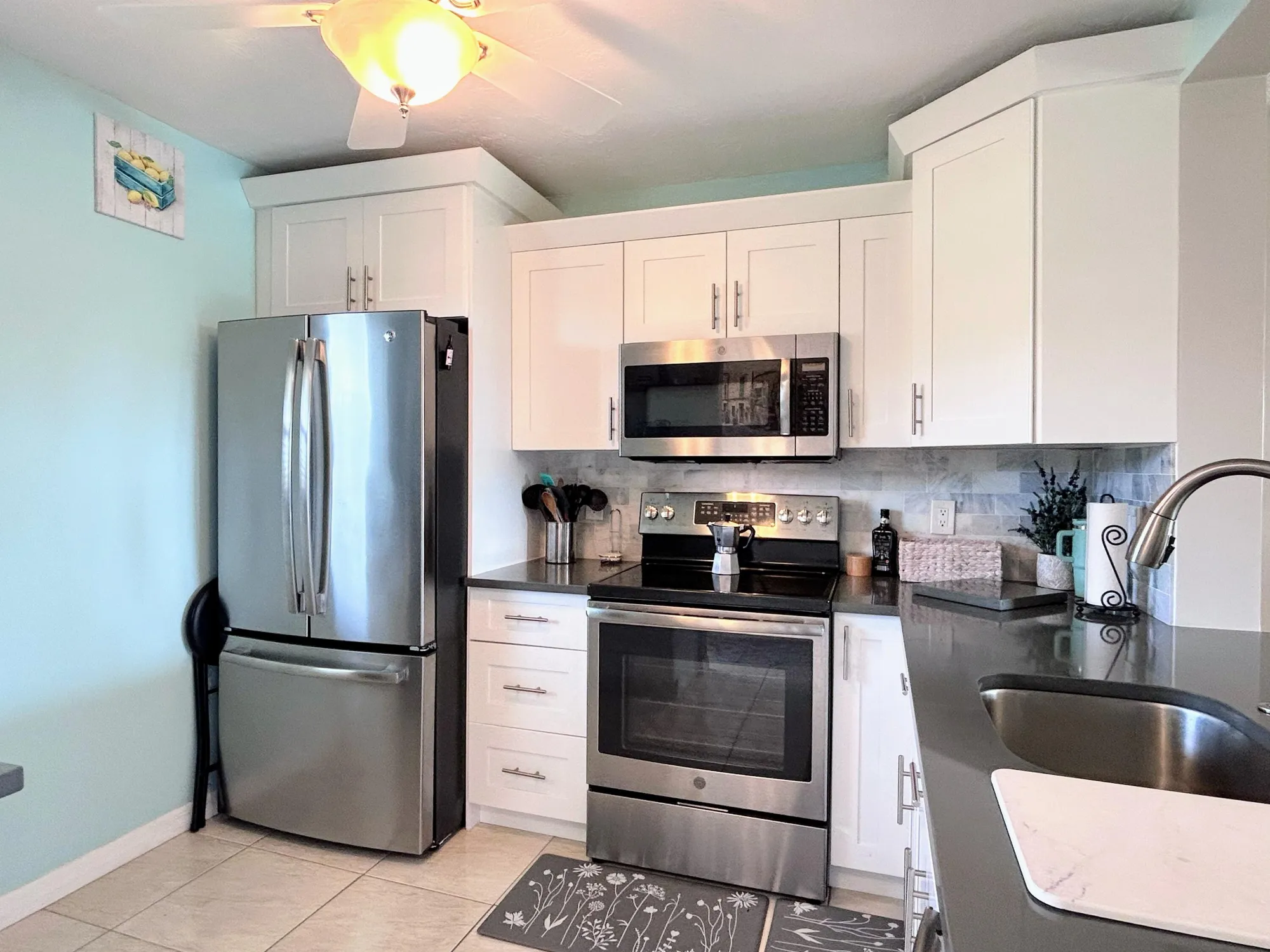 Property Slideshow image 5 of 46 | 2520 ne 1st ct apt 408, Boynton Beach, FL, 33435