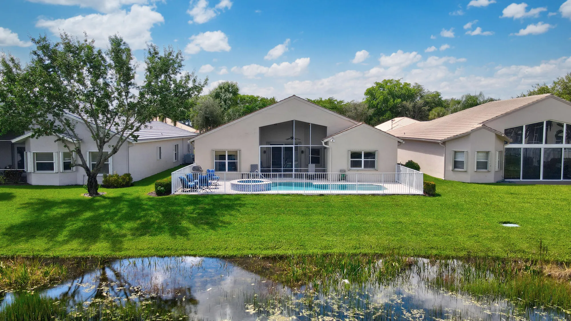 Property Slideshow image 11 of 38 | 8308 grand messina cir, Boynton Beach, FL, 33472