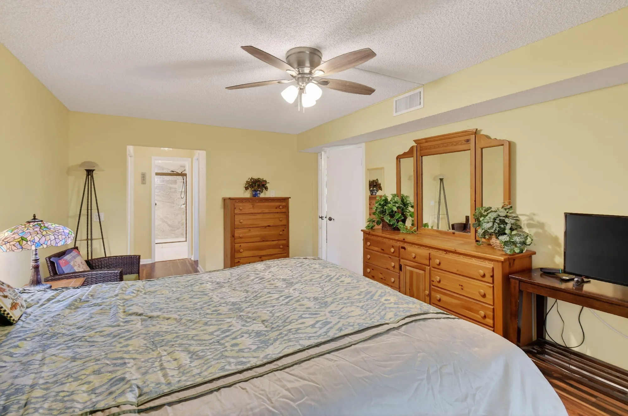 Property Slideshow image 19 of 60 | 10155 mangrove dr apt 101, Boynton Beach, FL, 33437