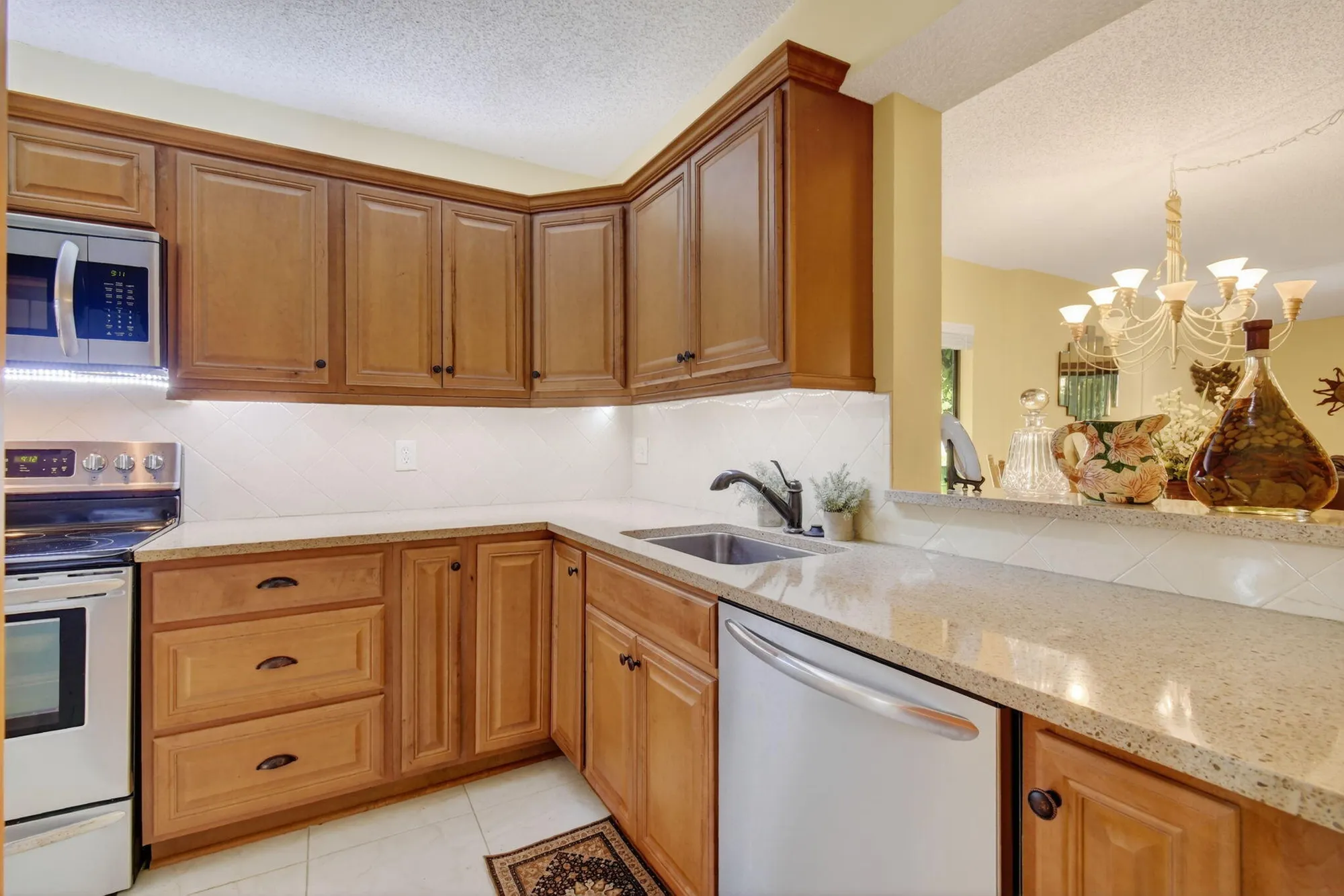 Property Slideshow image 12 of 60 | 10155 mangrove dr apt 101, Boynton Beach, FL, 33437