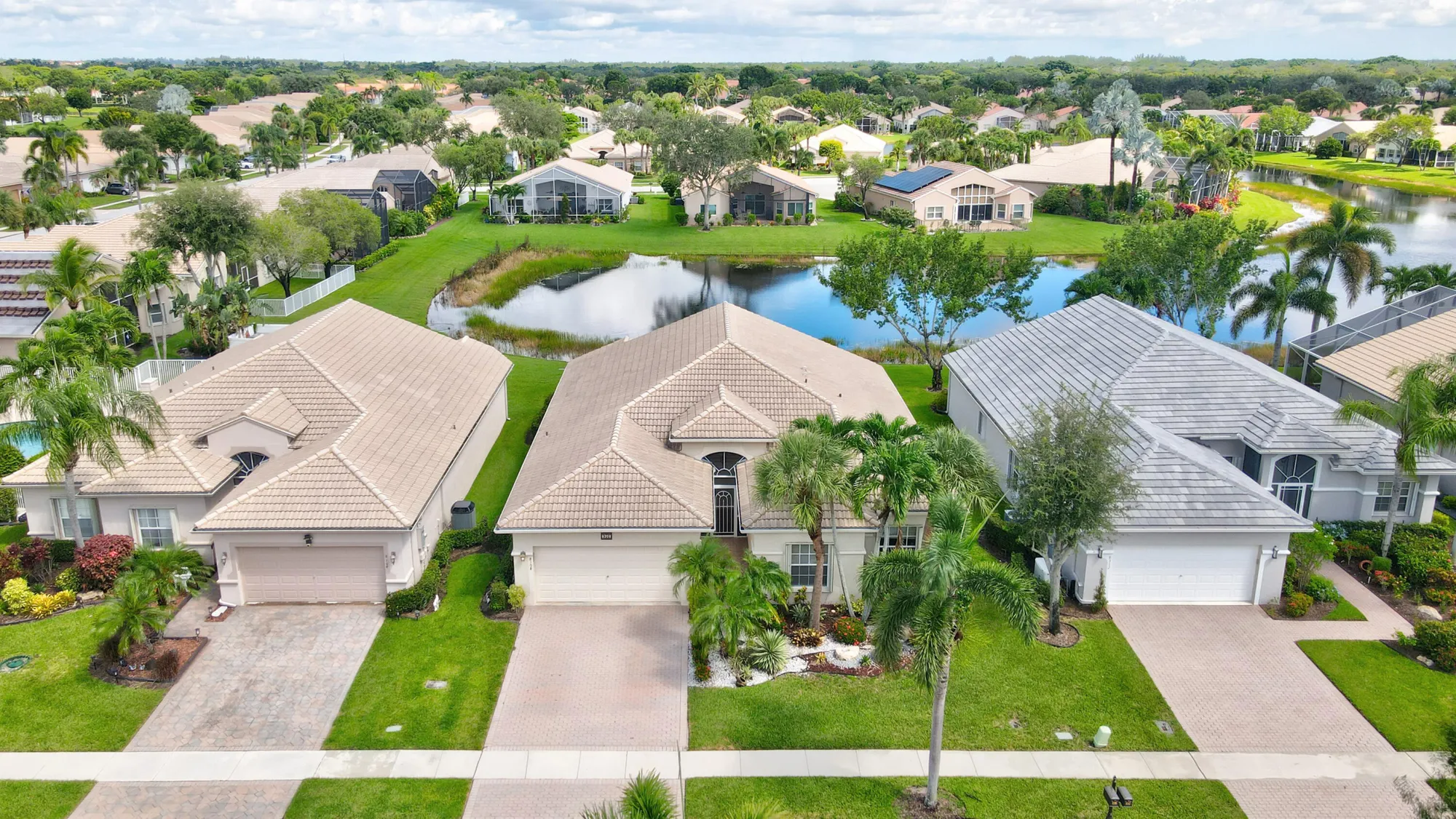 Property Slideshow image 14 of 38 | 8308 grand messina cir, Boynton Beach, FL, 33472