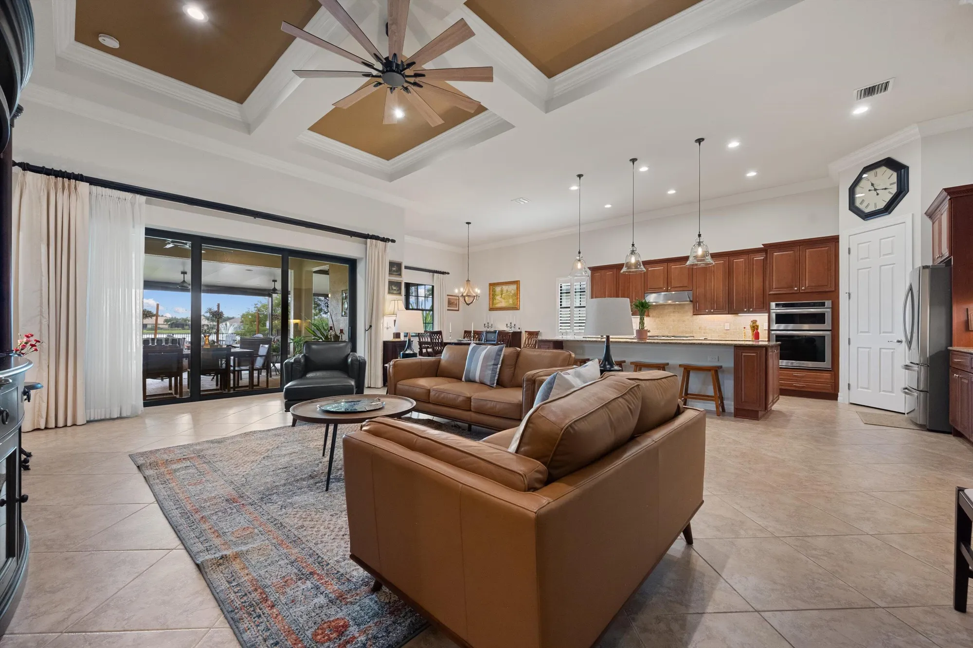 Property Slideshow image 8 of 60 | 3399 siena cir, Wellington, FL, 33414