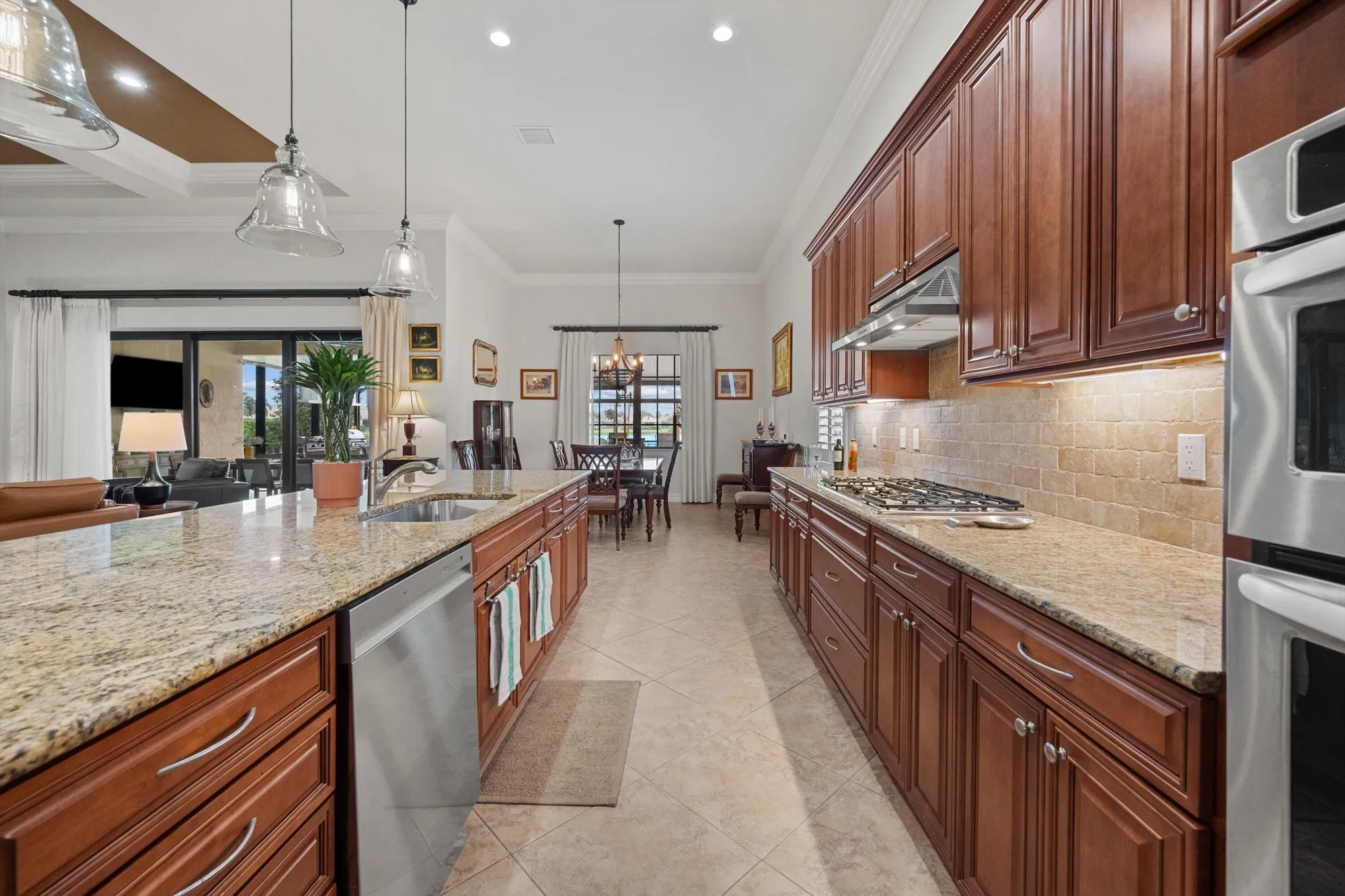 Property Slideshow image 13 of 60 | 3399 siena cir, Wellington, FL, 33414