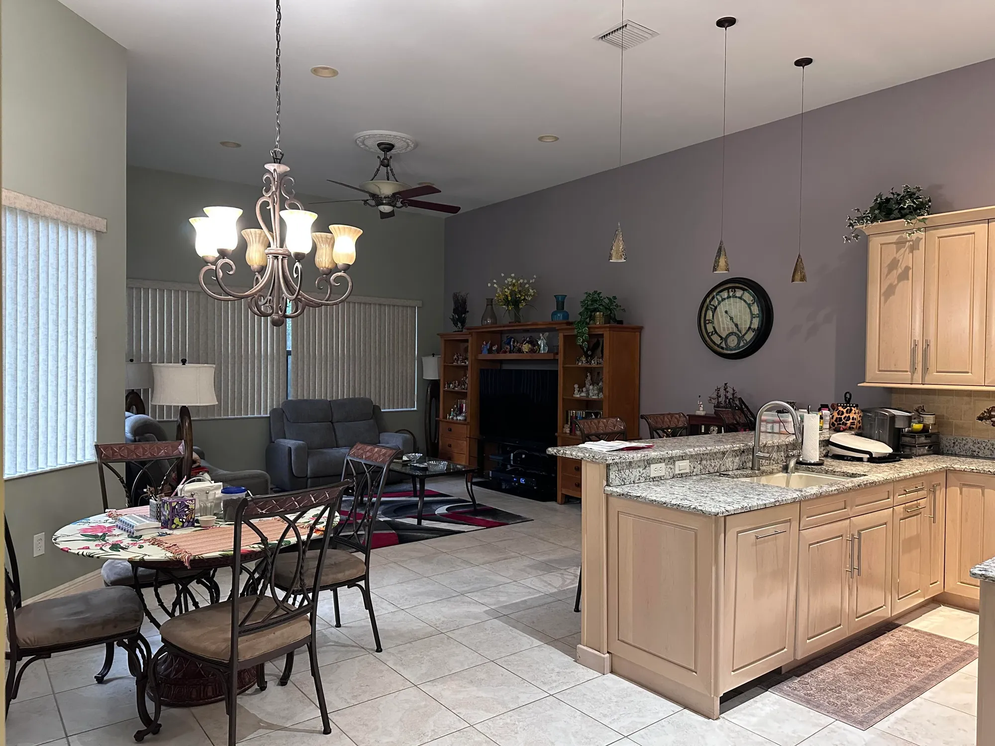 Property Slideshow image 10 of 28 | 8041 via grande, Boynton Beach, FL, 33437