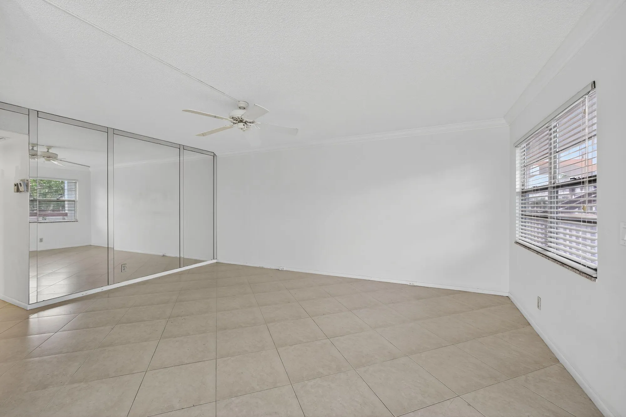 Property Slideshow image 5 of 20 | 2020 cornwall a, Boca Raton, FL, 33434