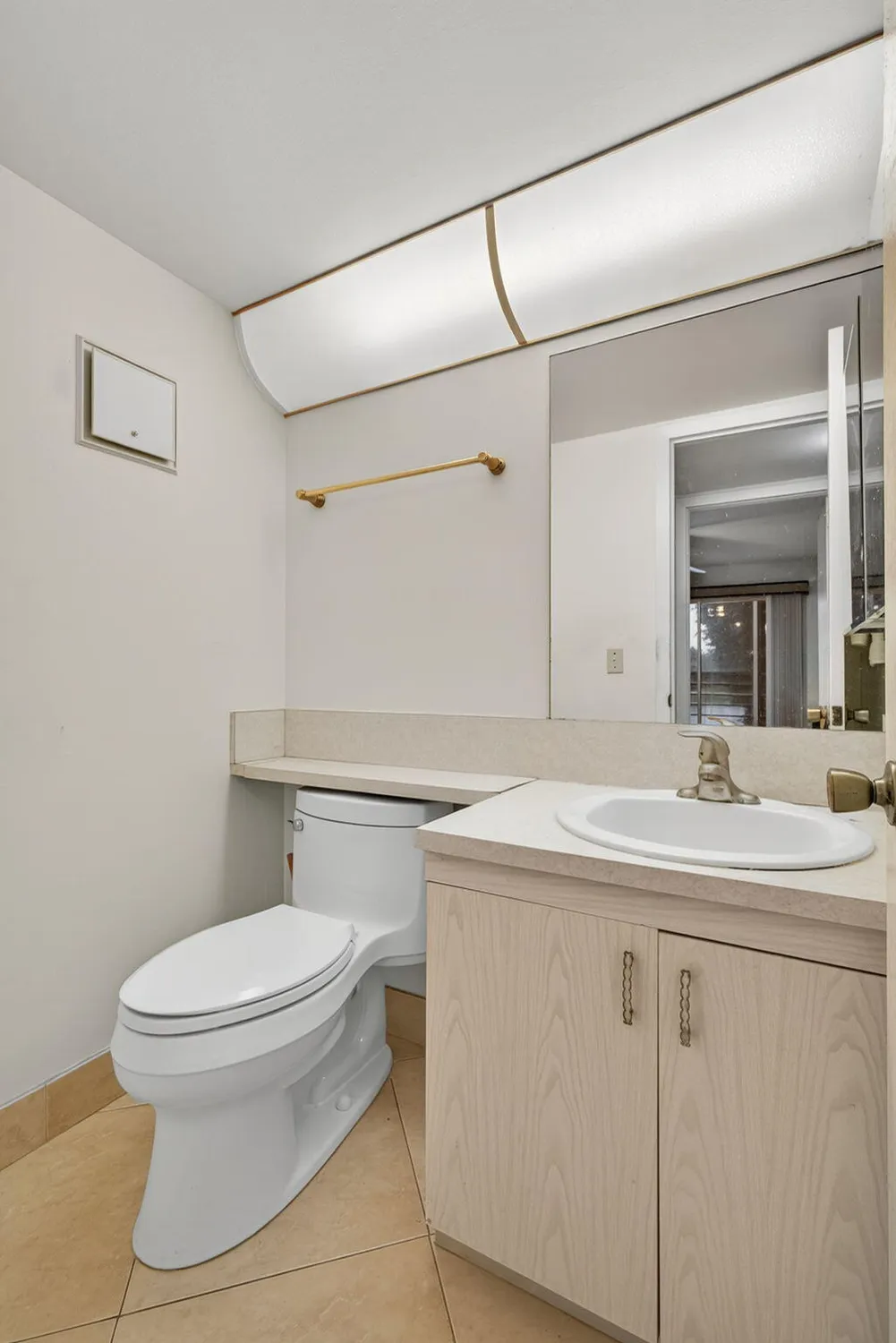 Property Slideshow image 18 of 20 | 2020 cornwall a, Boca Raton, FL, 33434