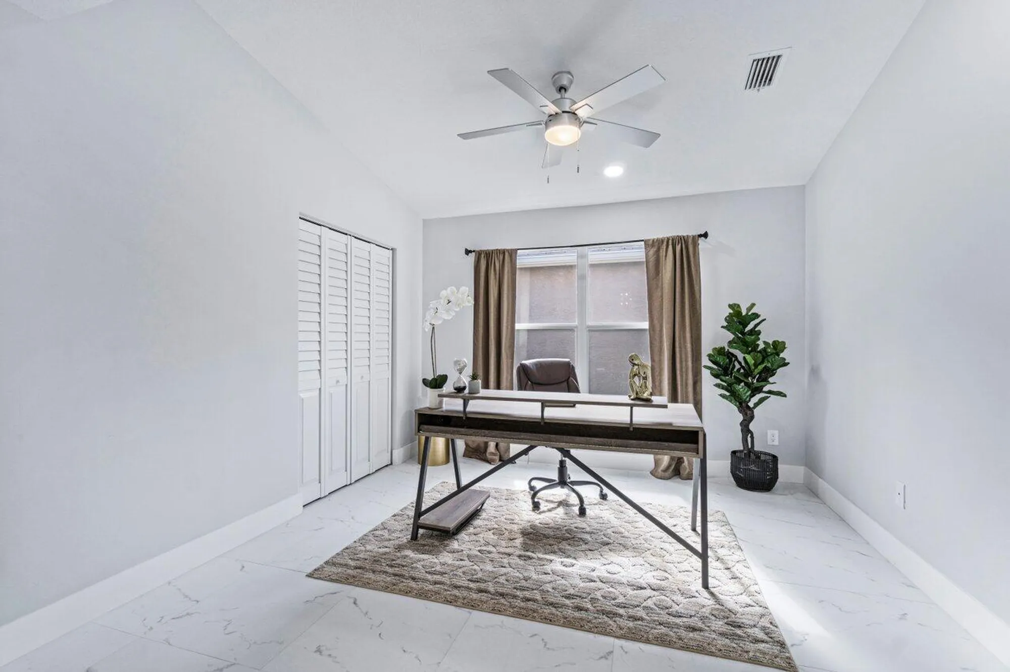 Property Slideshow image 21 of 29 | 11709 castellon ct, Boynton Beach, FL, 33437