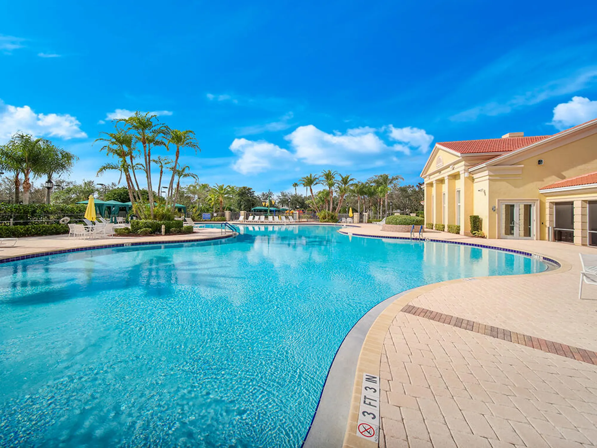Property Slideshow image 13 of 41 | 11200 sw winding lakes cir, Port Saint Lucie, FL, 34987