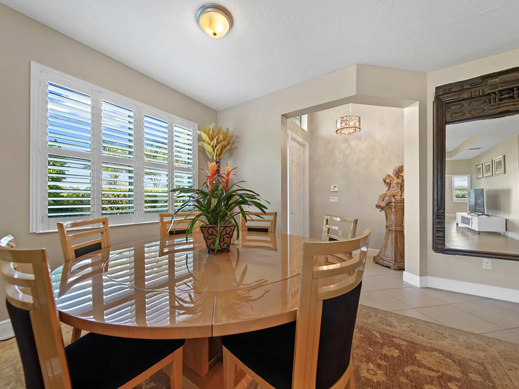 Property Slideshow image 17 of 41 | 11200 sw winding lakes cir, Port Saint Lucie, FL, 34987