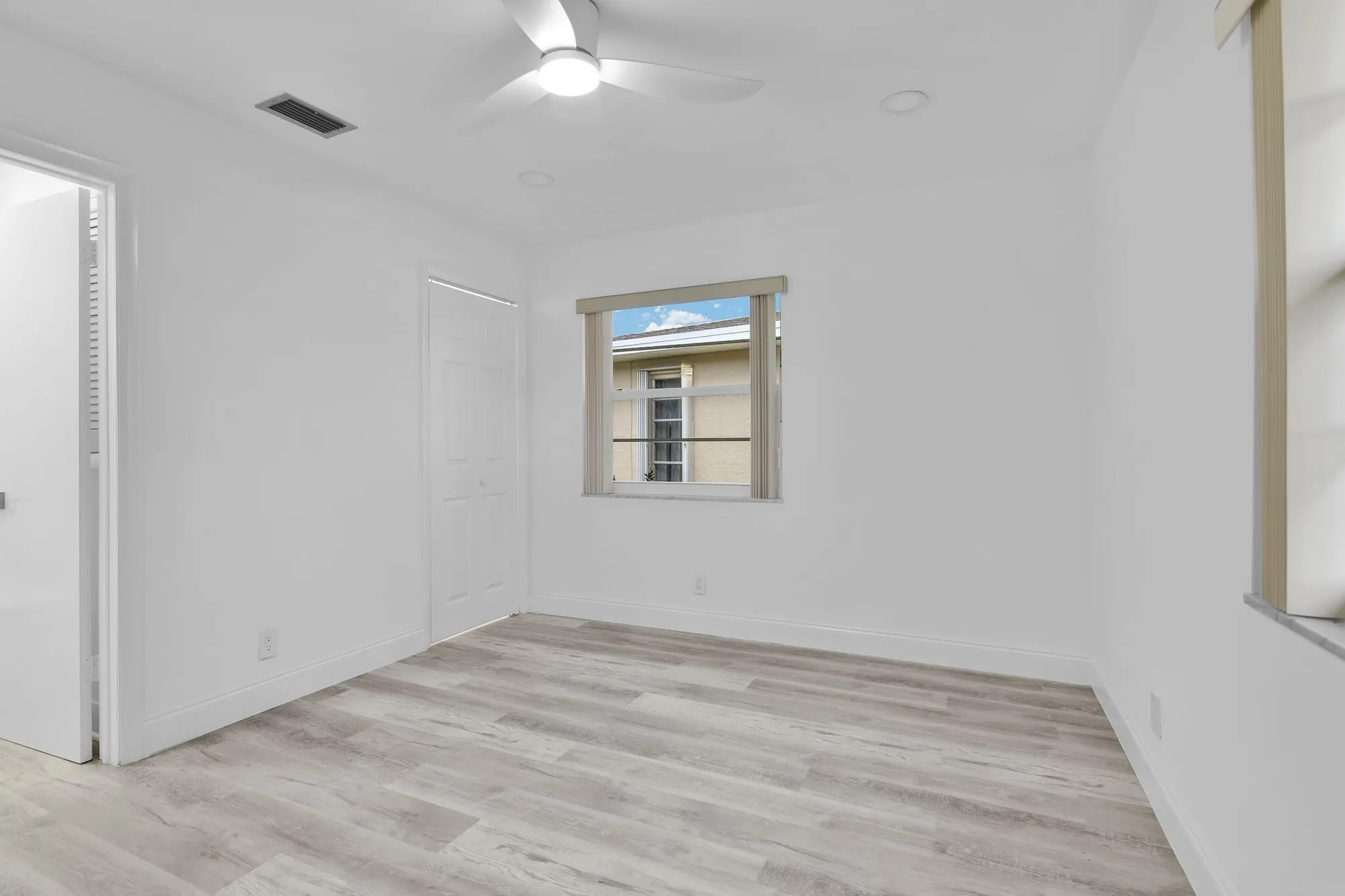 Property Slideshow image 25 of 56 | 8844 belle aire dr # 224, Boca Raton, FL, 33433