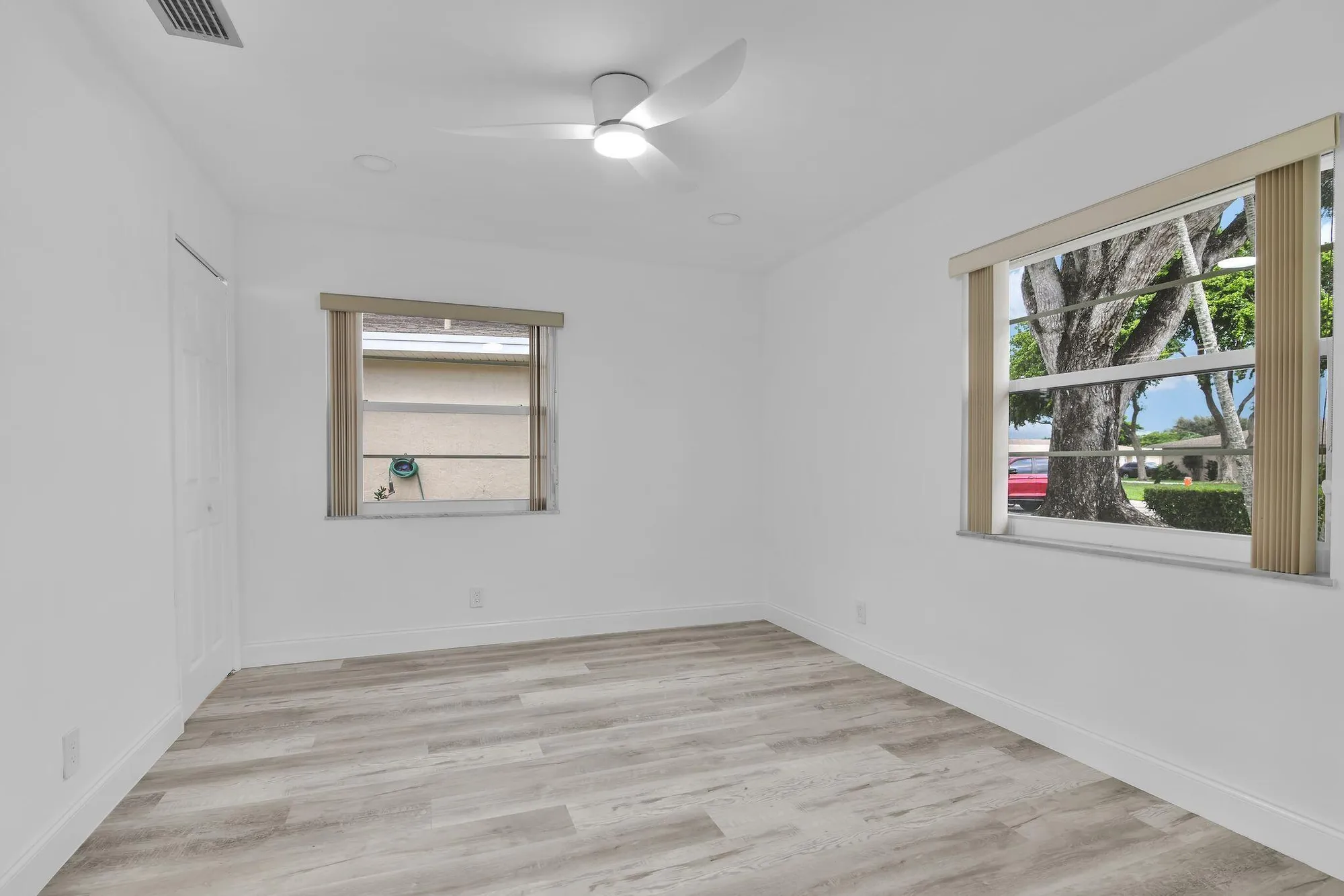 Property Slideshow image 24 of 56 | 8844 belle aire dr # 224, Boca Raton, FL, 33433