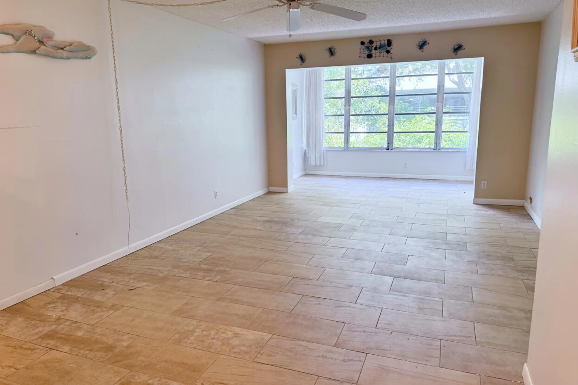 Property Slideshow image 10 of 20 | 2820 sw 22nd ave 2040, Delray Beach, FL, 33445