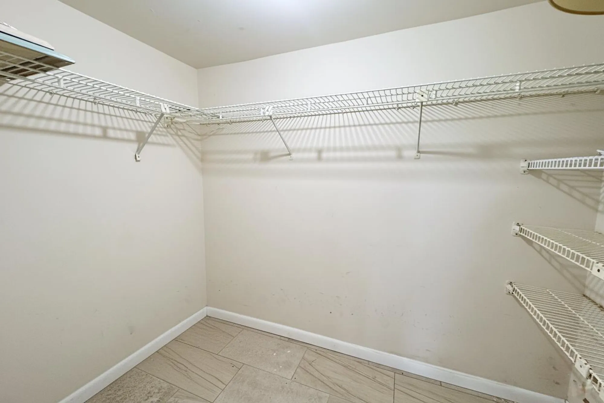 Property Slideshow image 8 of 20 | 2820 sw 22nd ave 2040, Delray Beach, FL, 33445