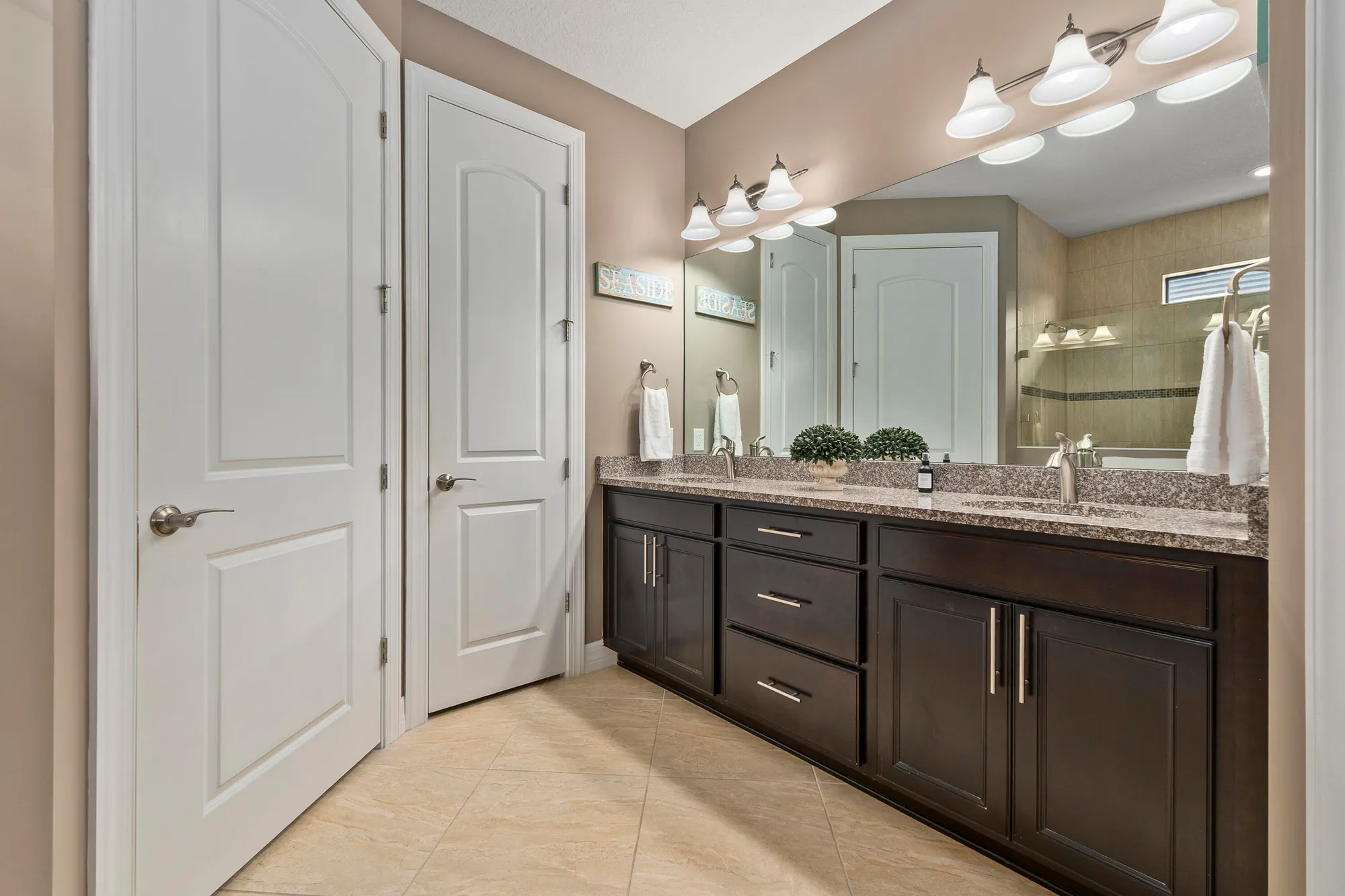 Property Slideshow image 28 of 85 | 336 se courances dr, Port Saint Lucie, FL, 34984