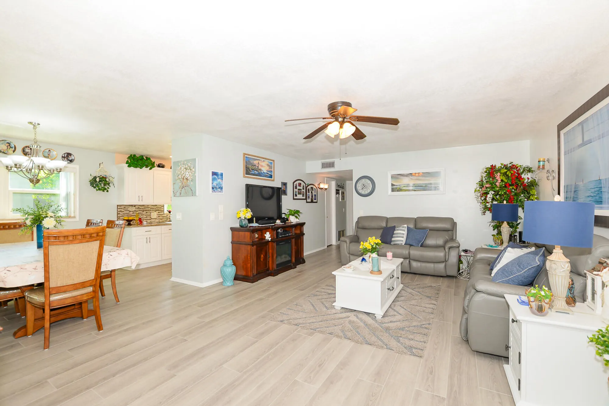 Property Slideshow image 10 of 37 | 18 lake vista trl 107, Port Saint Lucie, FL, 34952