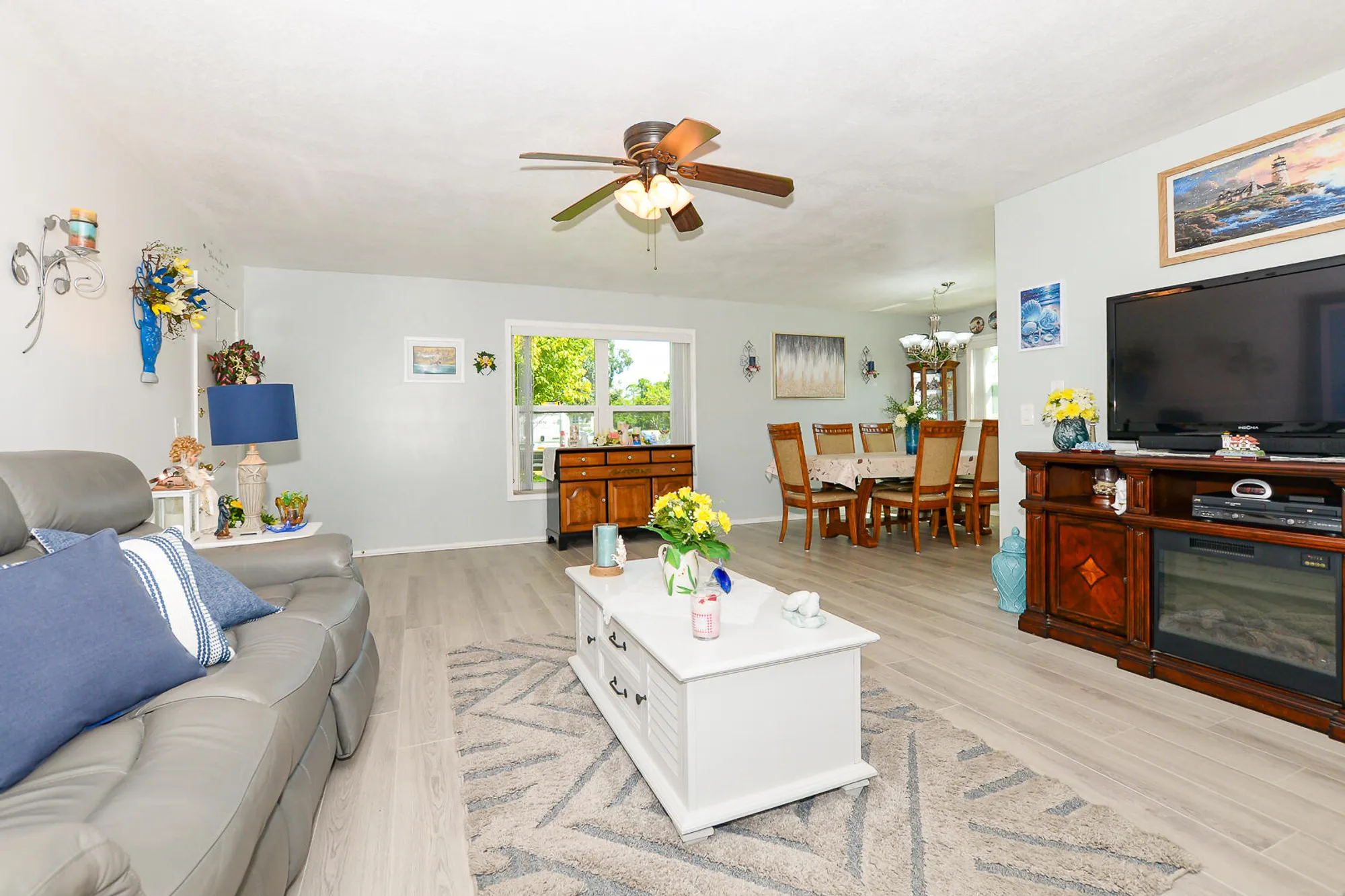 Property Slideshow image 11 of 37 | 18 lake vista trl 107, Port Saint Lucie, FL, 34952