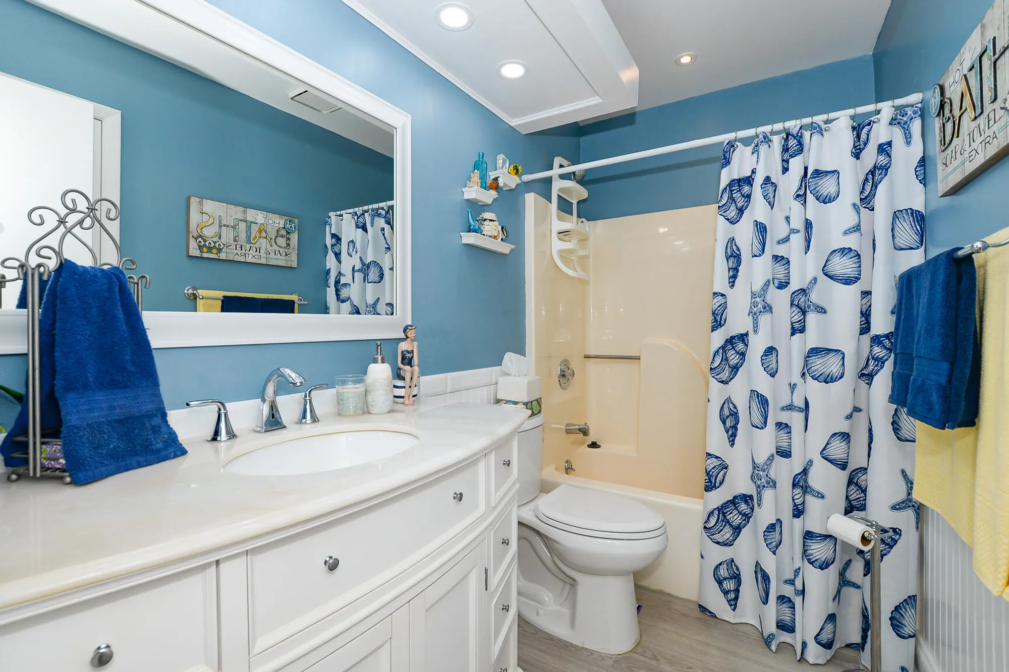 Property Slideshow image 21 of 37 | 18 lake vista trl 107, Port Saint Lucie, FL, 34952