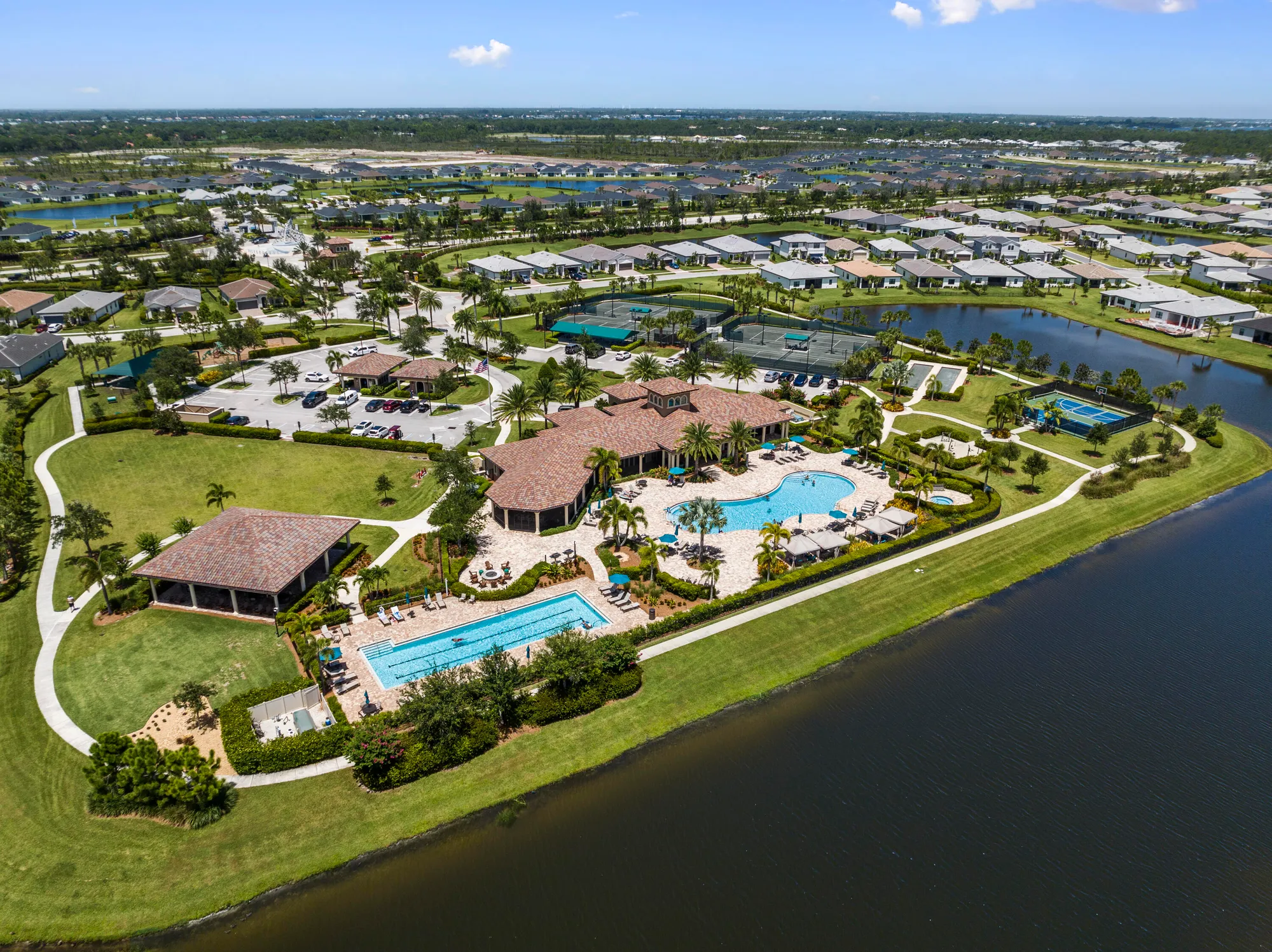 Property Slideshow image 57 of 85 | 336 se courances dr, Port Saint Lucie, FL, 34984