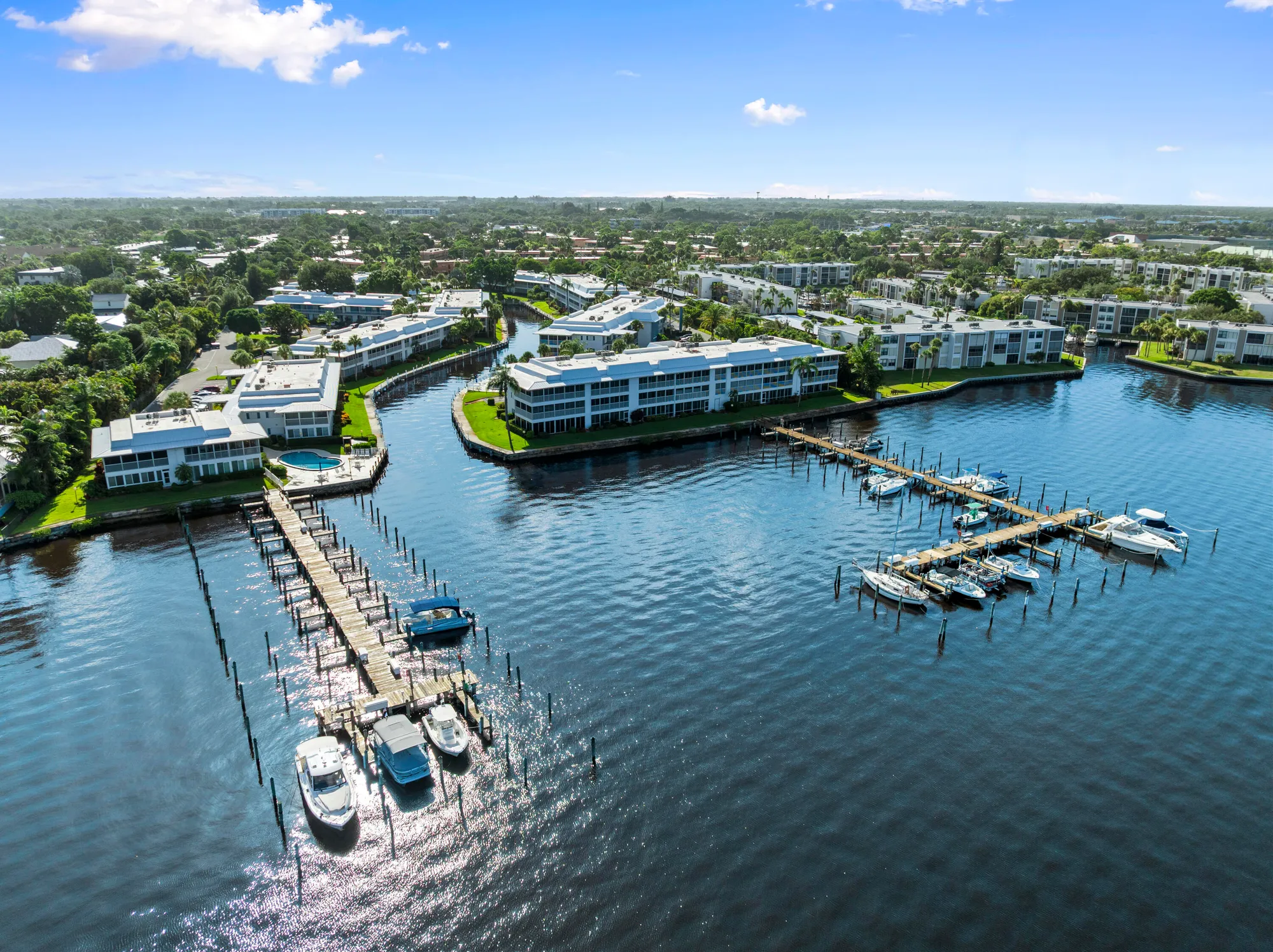 Property Slideshow image 1 of 51 | 1862 sw palm city rd 206, Stuart, FL, 34994