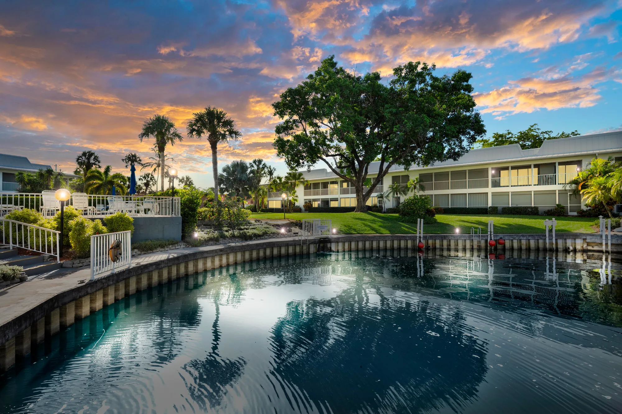 Property Slideshow image 2 of 51 | 1862 sw palm city rd 206, Stuart, FL, 34994