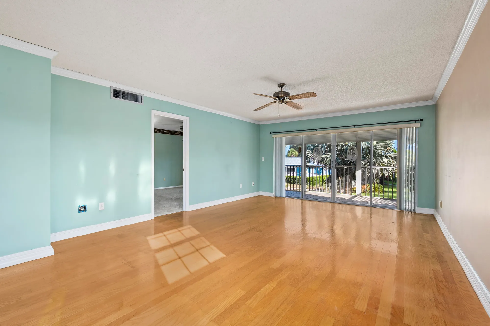 Property Slideshow image 14 of 51 | 1862 sw palm city rd 206, Stuart, FL, 34994