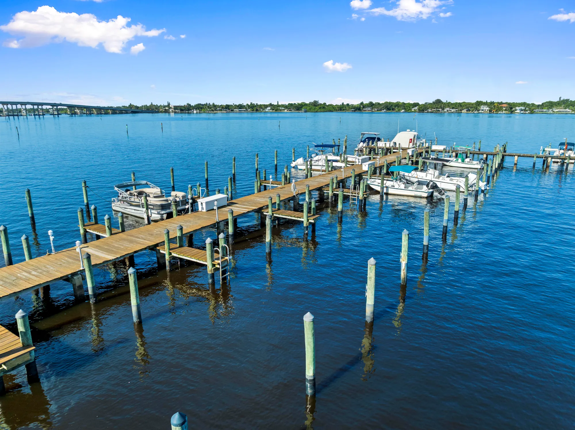 Property Slideshow image 31 of 51 | 1862 sw palm city rd 206, Stuart, FL, 34994