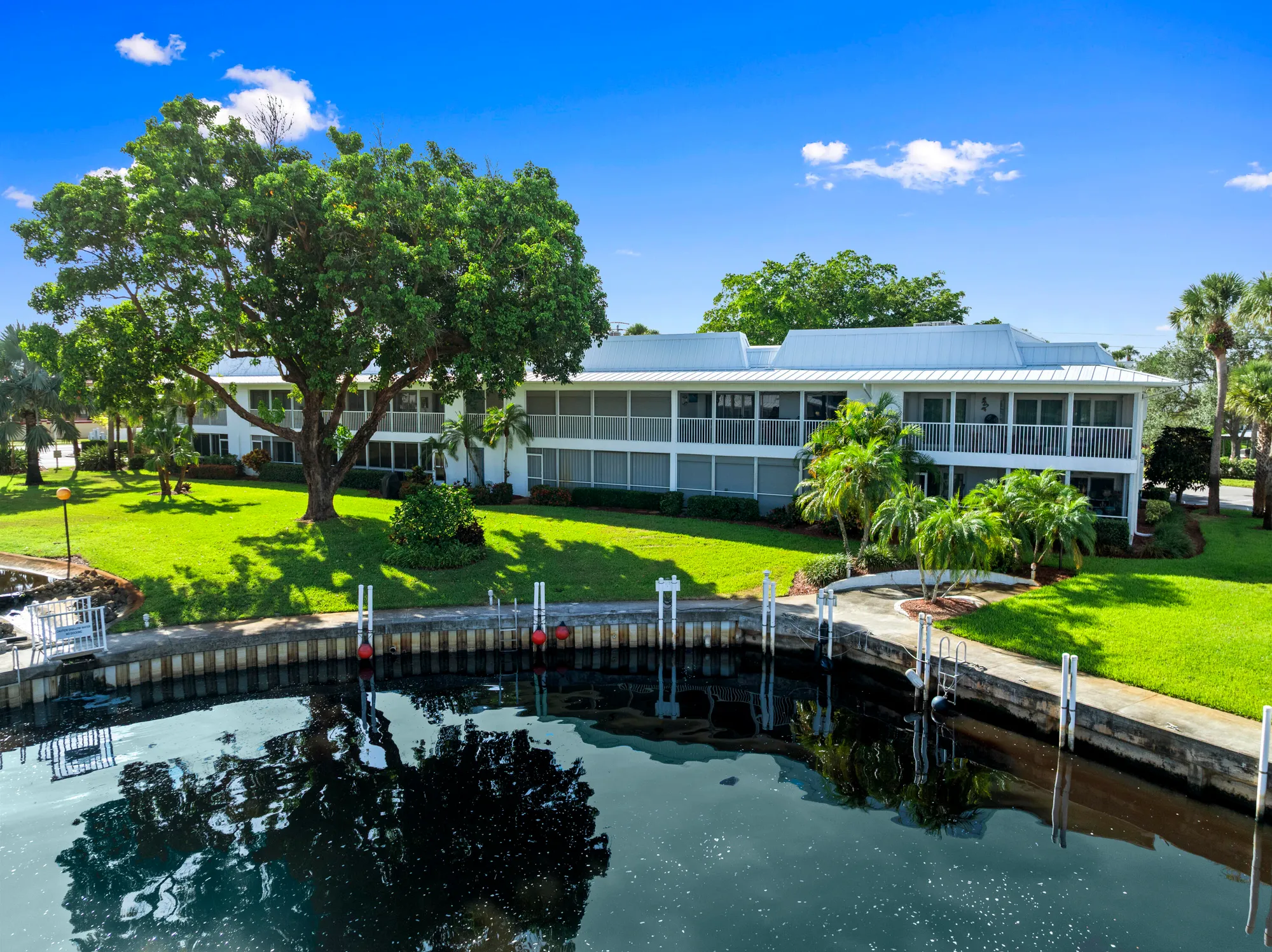 Property Slideshow image 37 of 51 | 1862 sw palm city rd 206, Stuart, FL, 34994