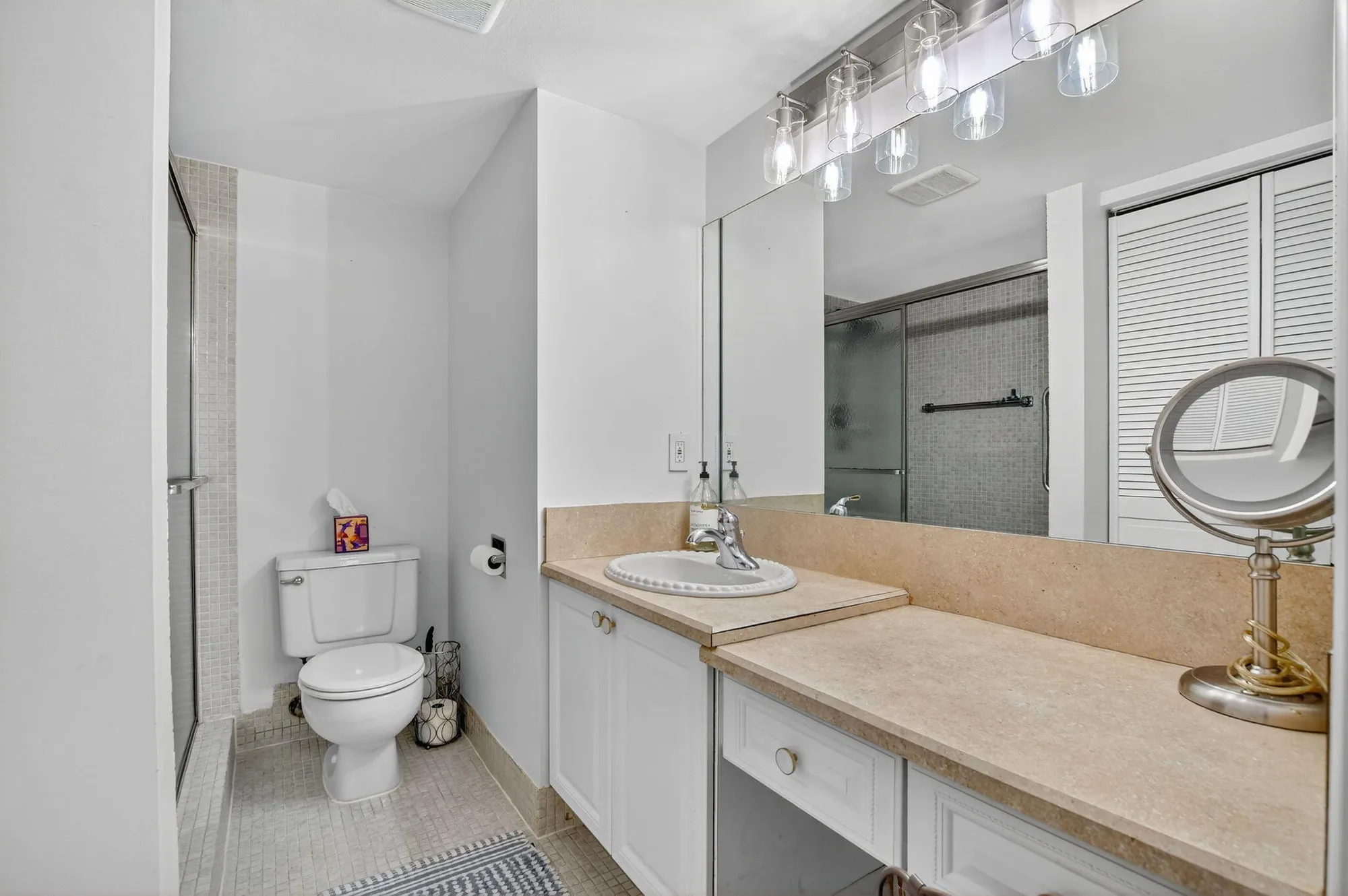 Property Slideshow image 14 of 63 | 4007 rexford a, Boca Raton, FL, 33434