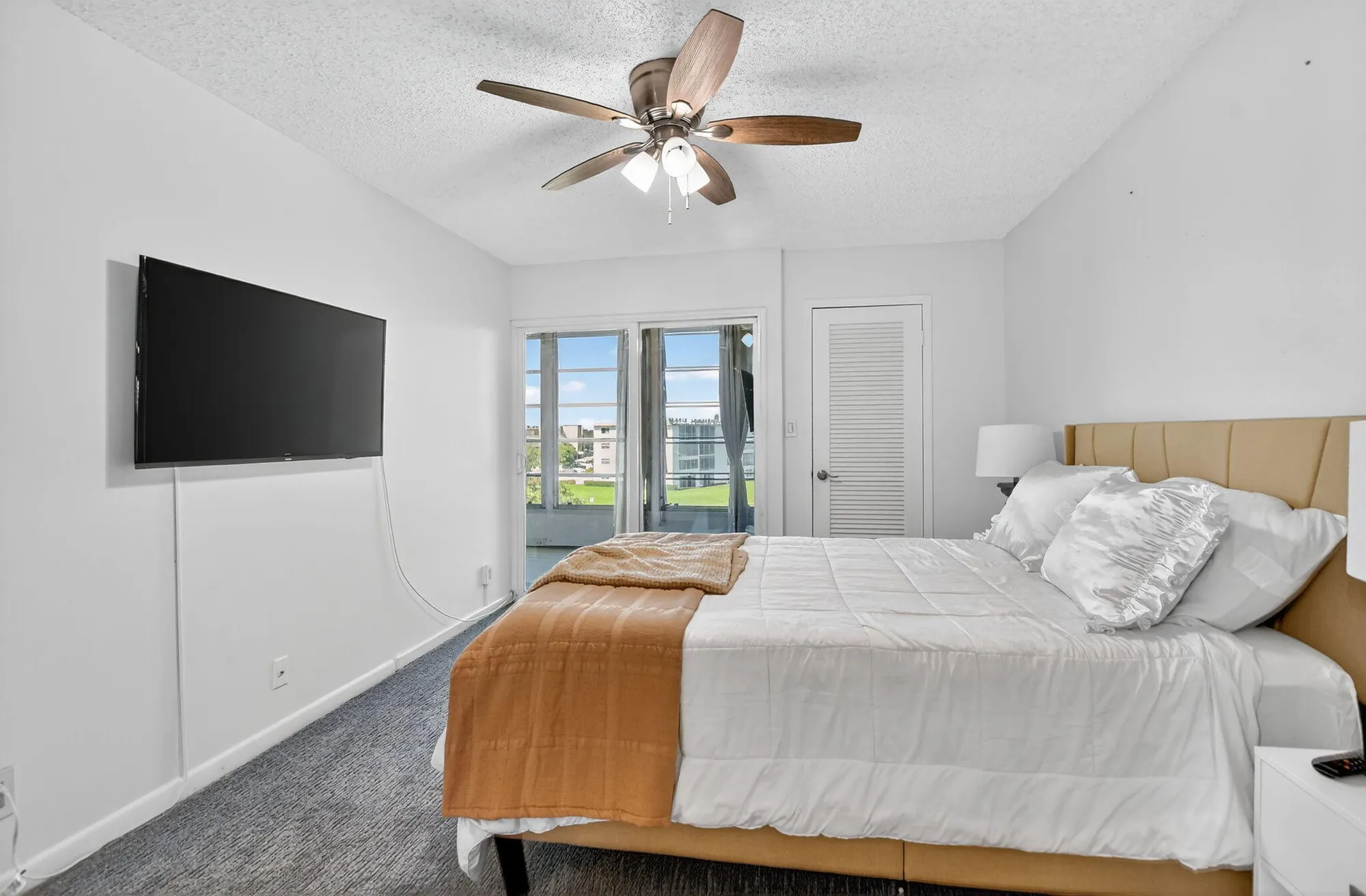 Property Slideshow image 13 of 63 | 4007 rexford a, Boca Raton, FL, 33434