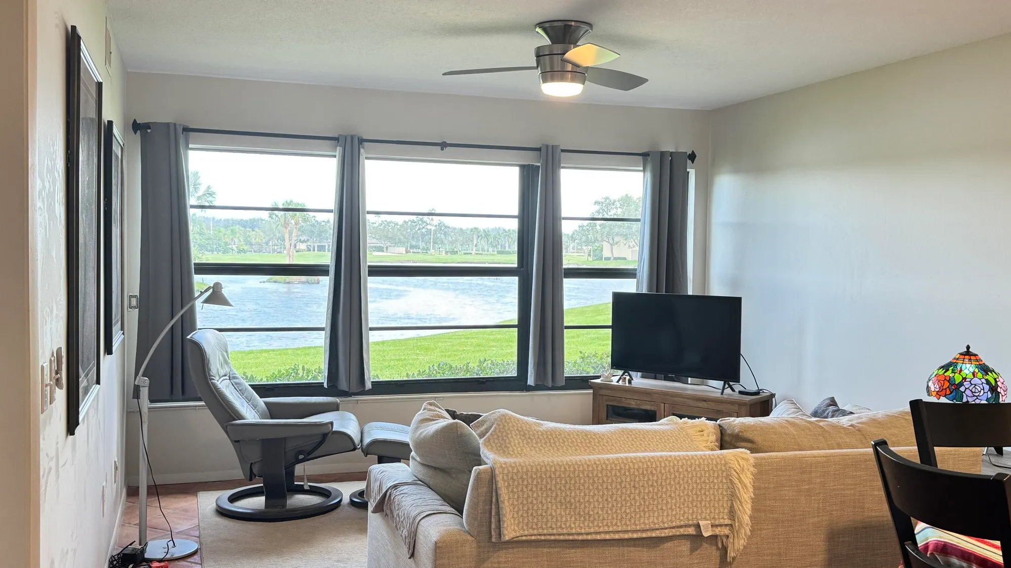 Property Slideshow image 11 of 23 | 16 plantation dr 105, Vero Beach, FL, 32966