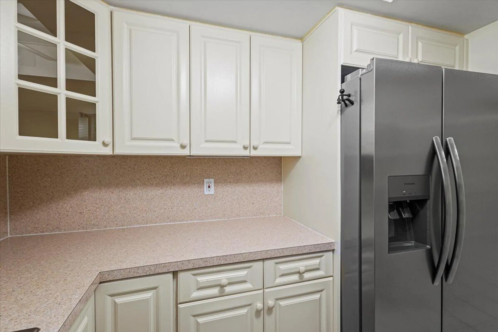 Property Slideshow image 18 of 40 | 511 sw south river dr 103, Stuart, FL, 34997