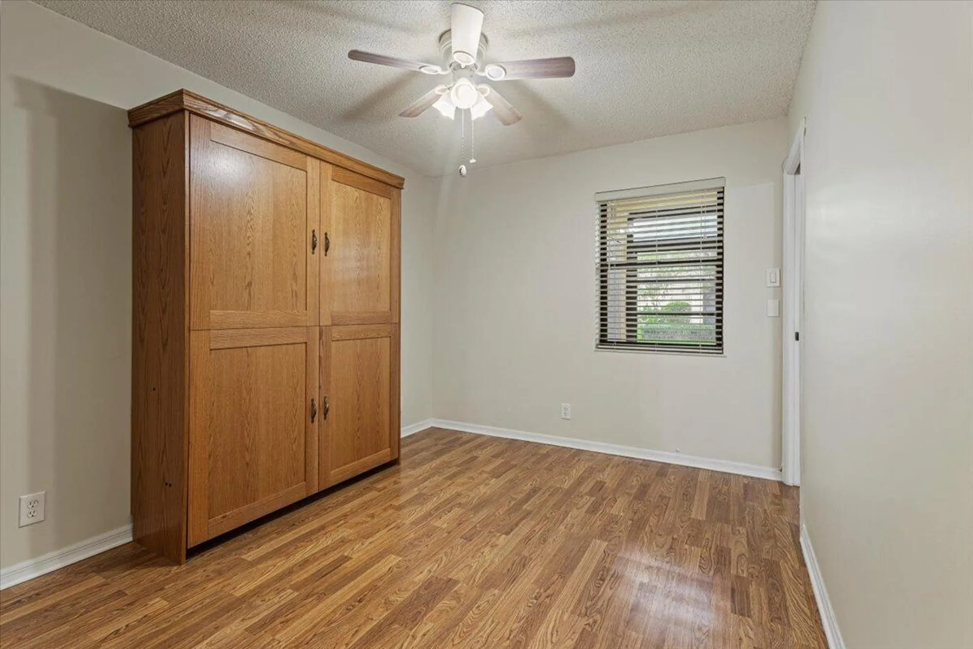 Property Slideshow image 30 of 40 | 511 sw south river dr 103, Stuart, FL, 34997