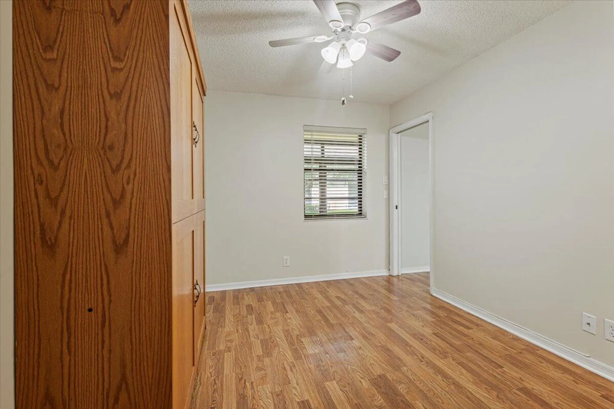 Property Slideshow image 29 of 40 | 511 sw south river dr 103, Stuart, FL, 34997