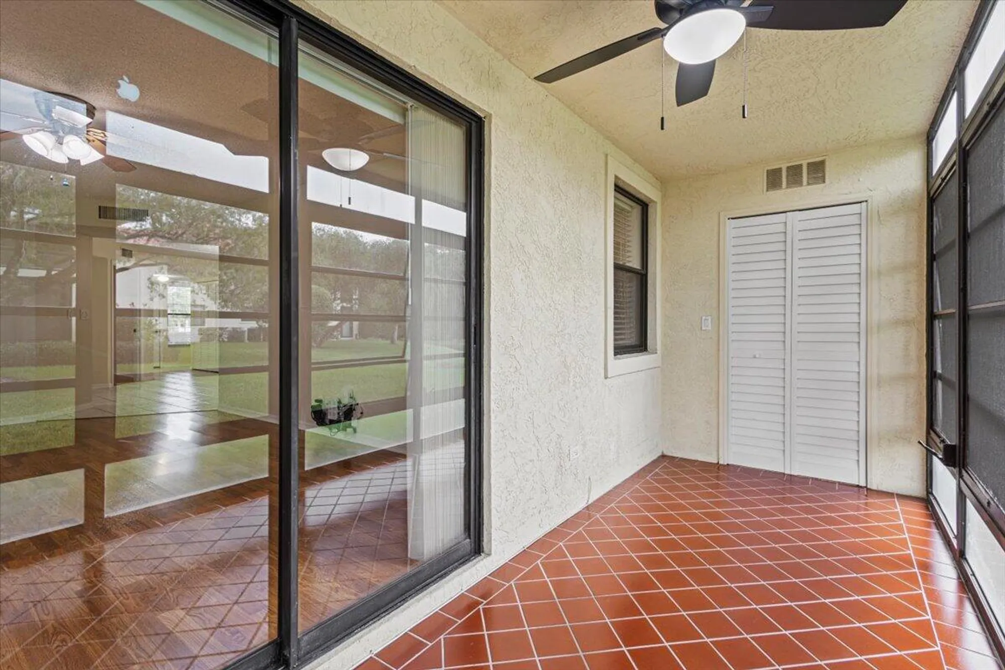 Property Slideshow image 34 of 40 | 511 sw south river dr 103, Stuart, FL, 34997