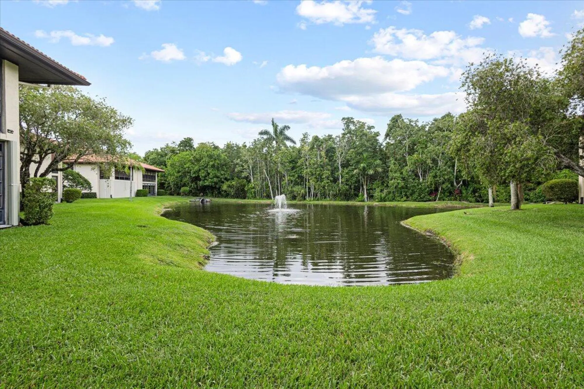Property Slideshow image 35 of 40 | 511 sw south river dr 103, Stuart, FL, 34997
